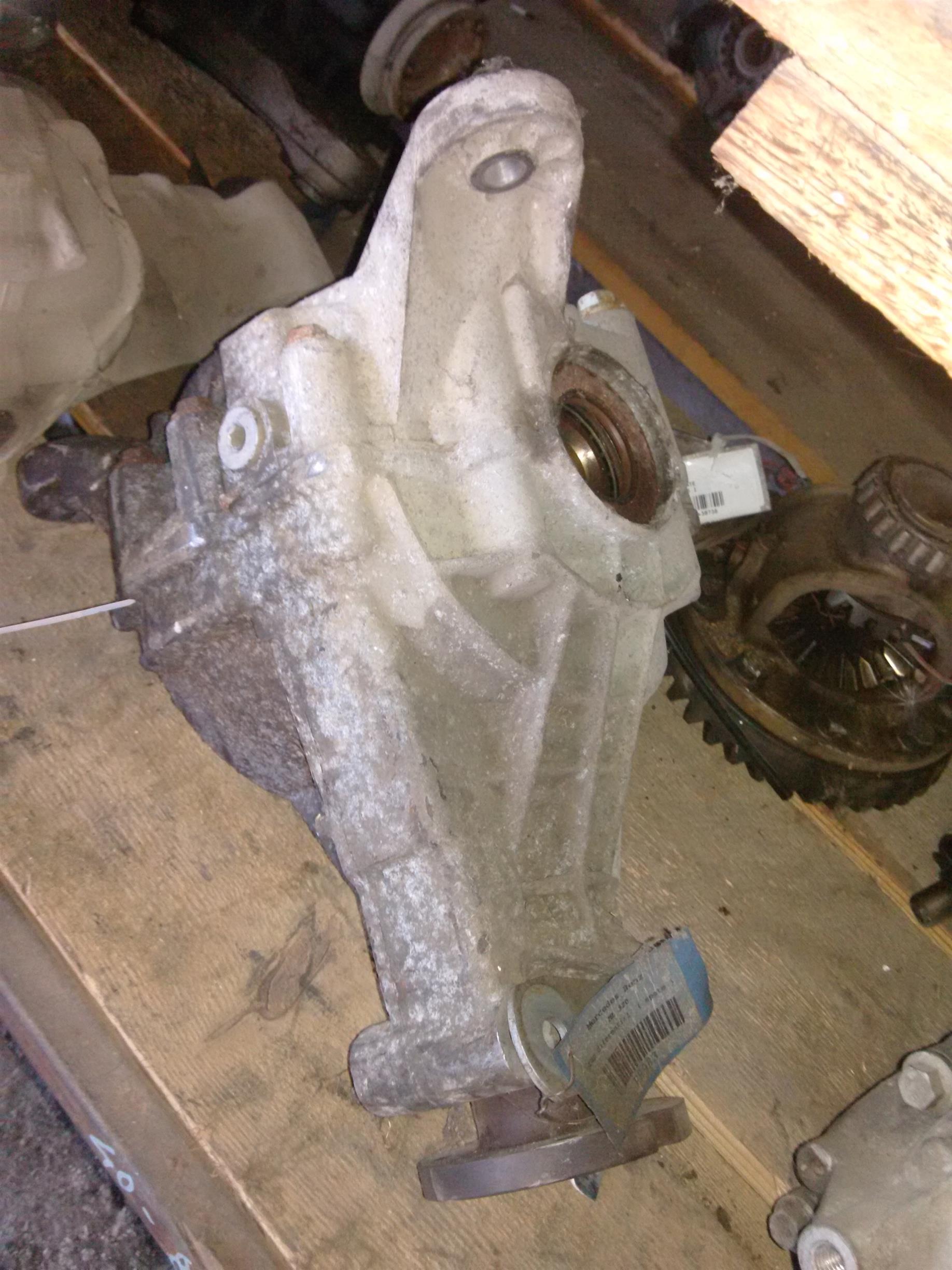 grup spate Mercedes ML W163, 320