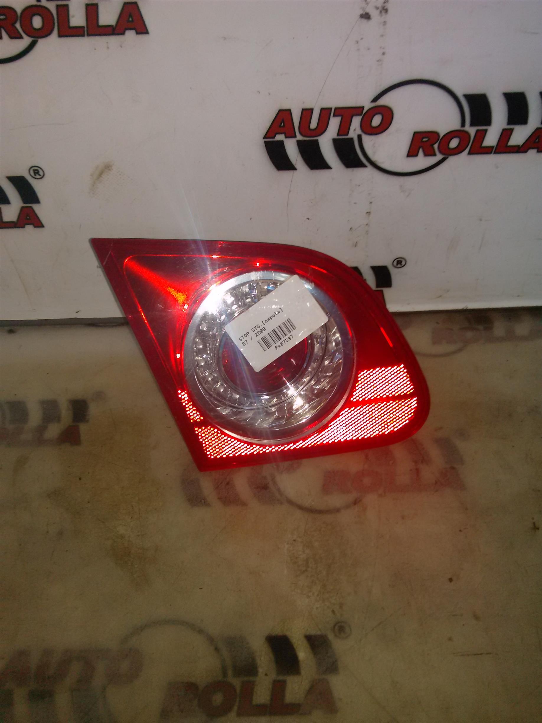 stop stanga capota Volkswagen Passat B6, an 2009