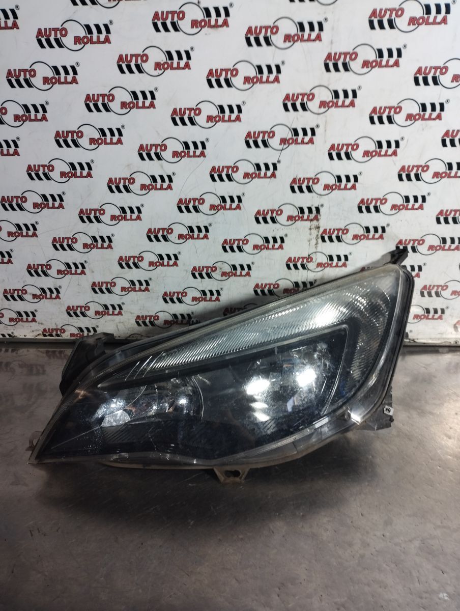 Far stanga Opel Astra J an 2012