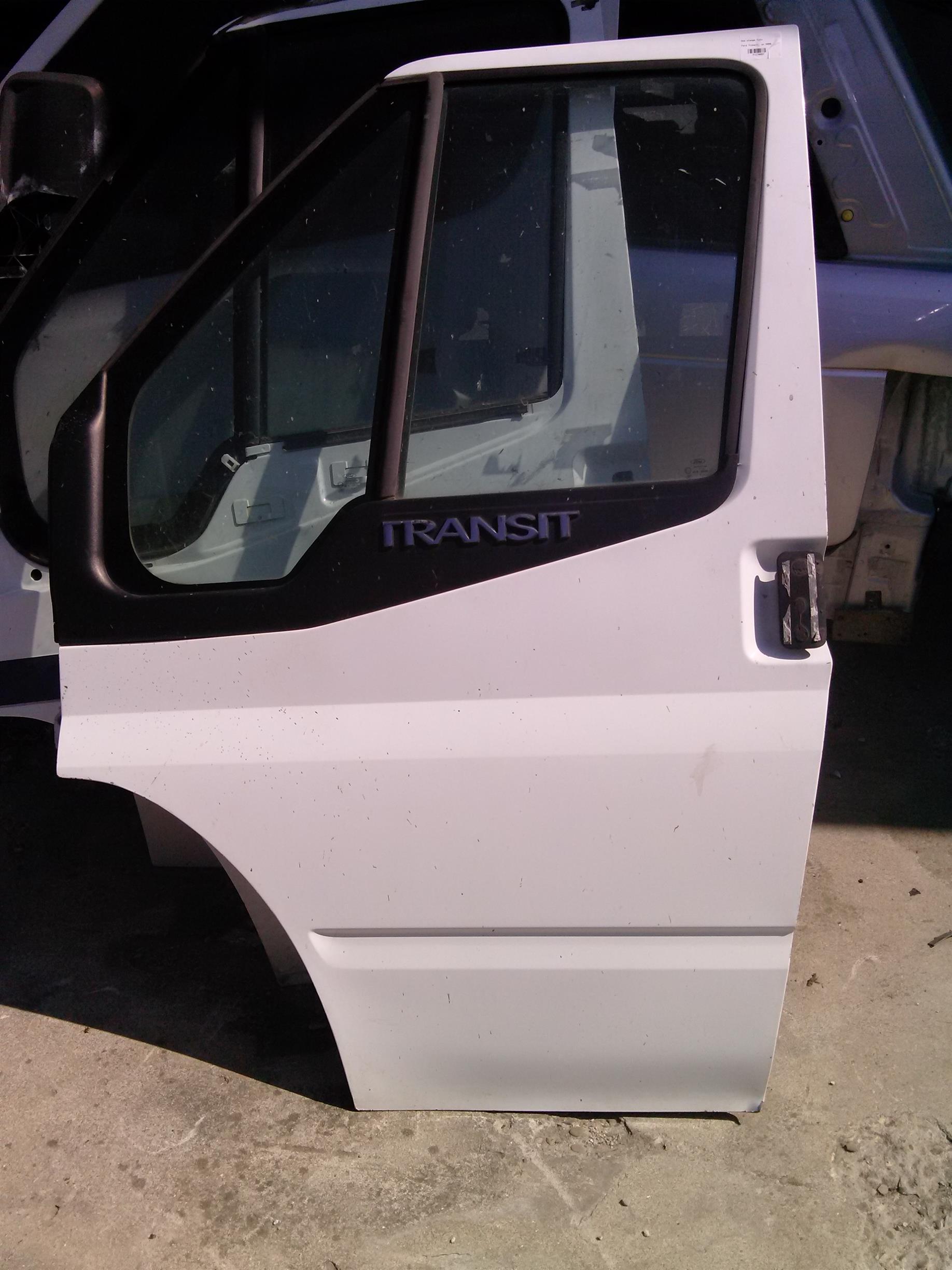 Usa stanga fata Ford Transit, an 2008