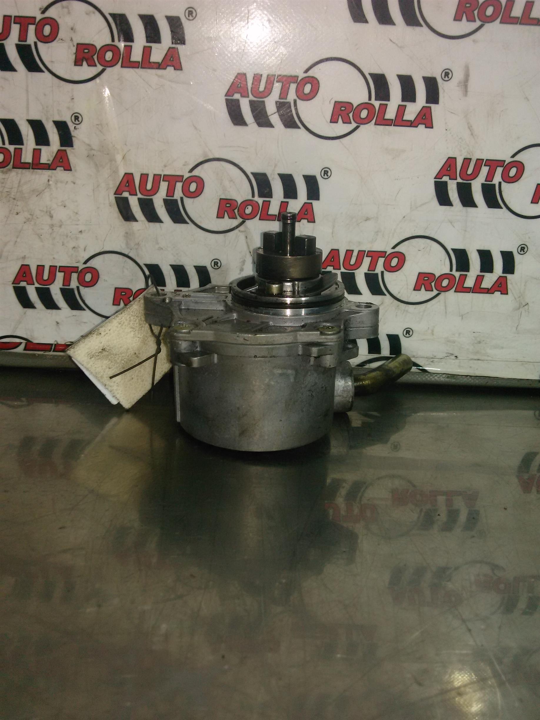 Pompa vacuum Mercedes ML W163, 2.7CDI, an 2003