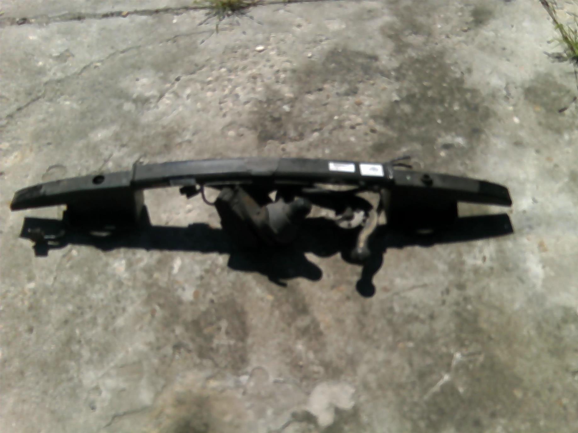 intaritura bara spate si carlig remorcare BMW E90 / E91 an 2007