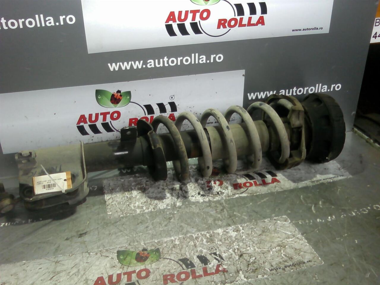 amortizor stanga fata complet Renault Trafic, an 2010
