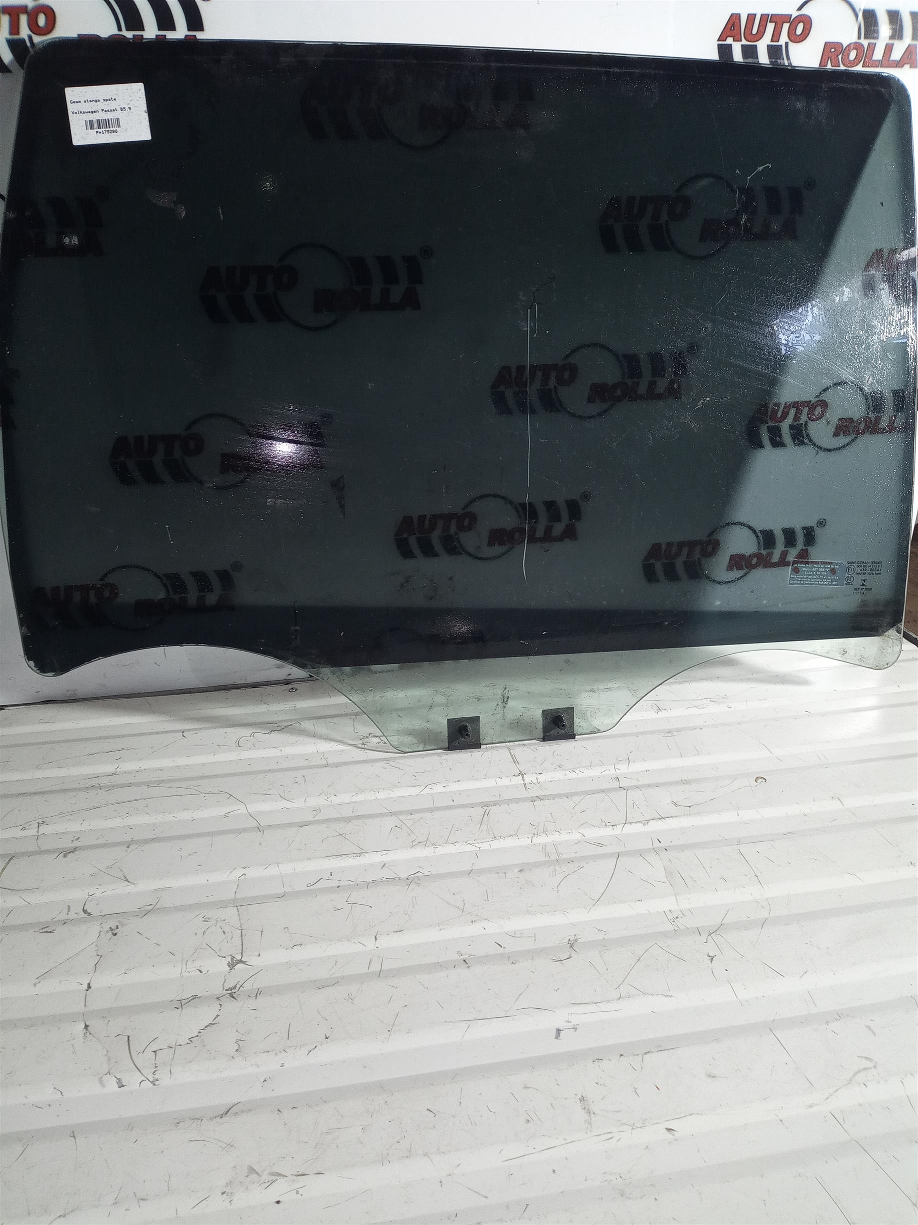 Geam stanga spate Volkswagen Passat B5.5