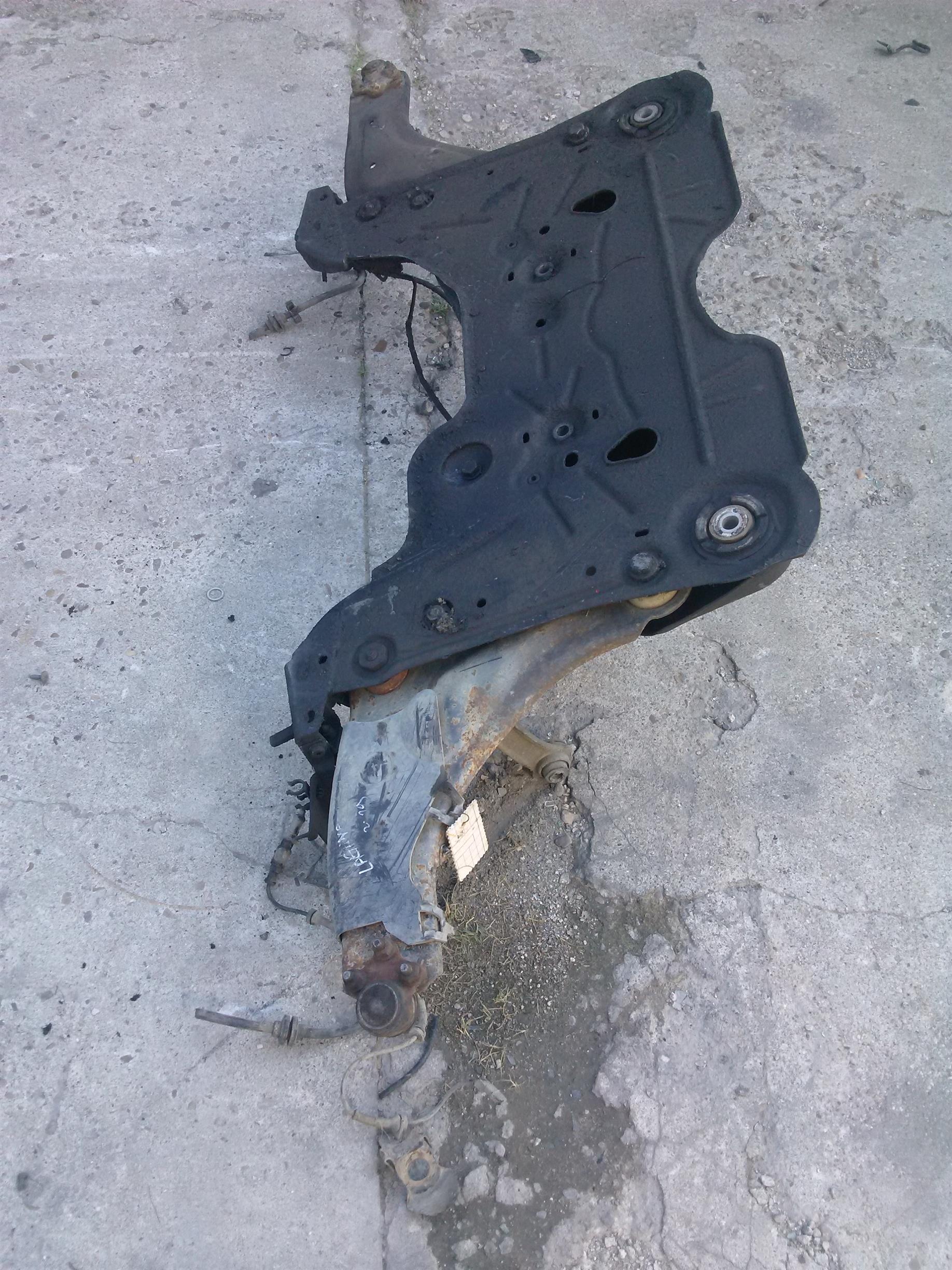 Punte fata Renault Laguna 2, an 2004