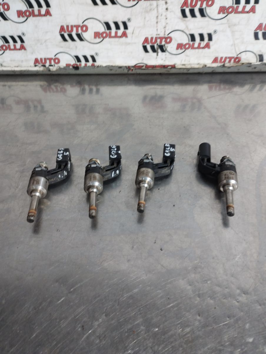 Injectoare set Volkswagen Golf 5 1.4tsi an 2009