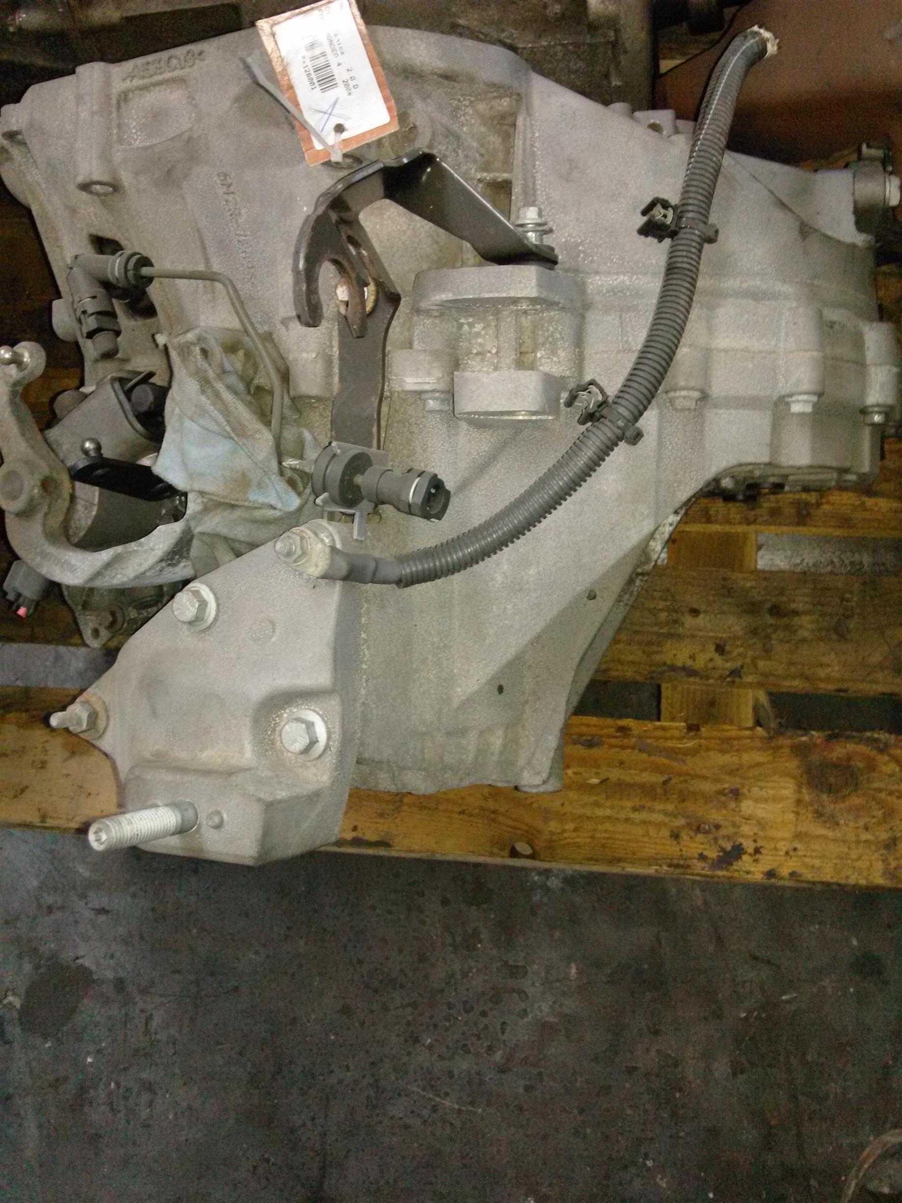 cutie viteze mecanica Ford Mondeo 2.0D, an 2008