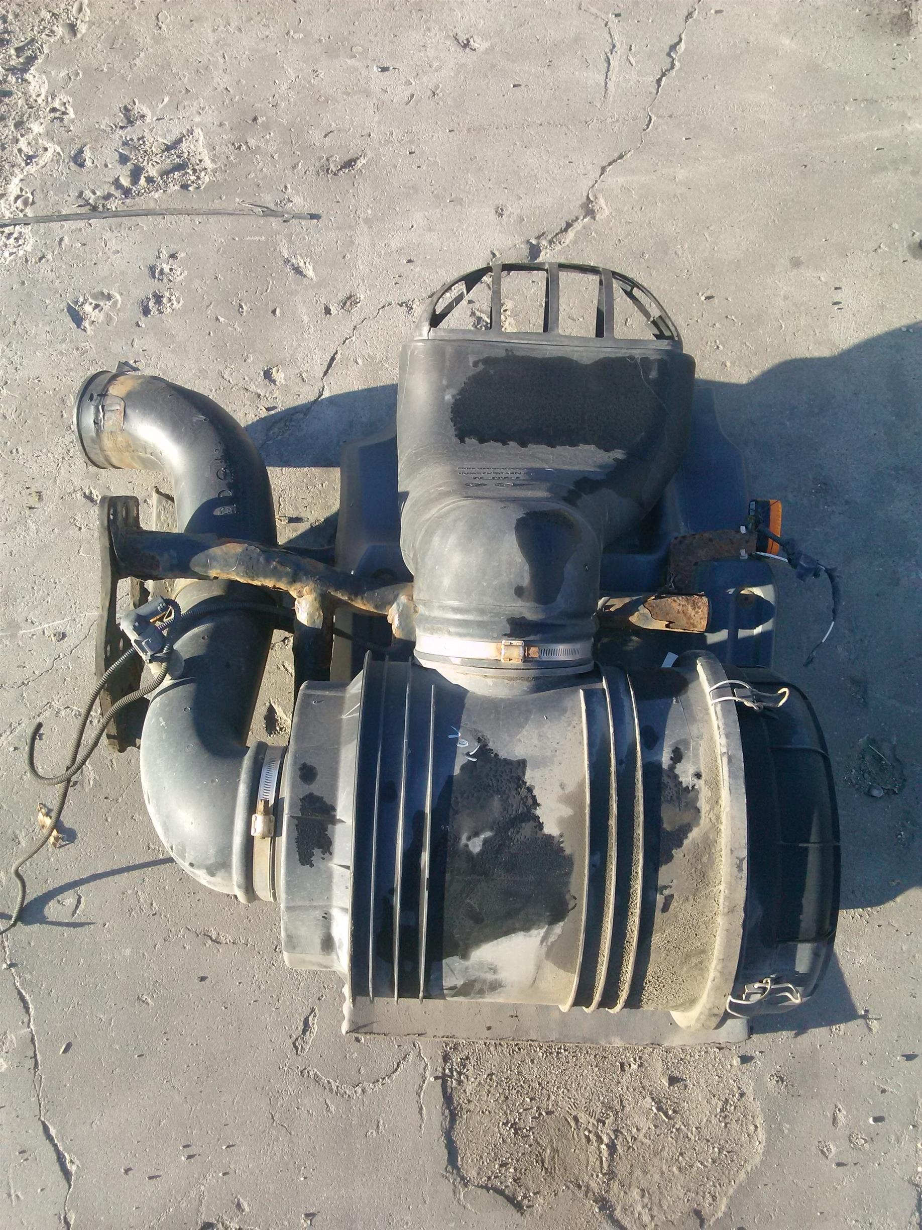 Carcasa filtru aer MAN TGL 8180, an 2006