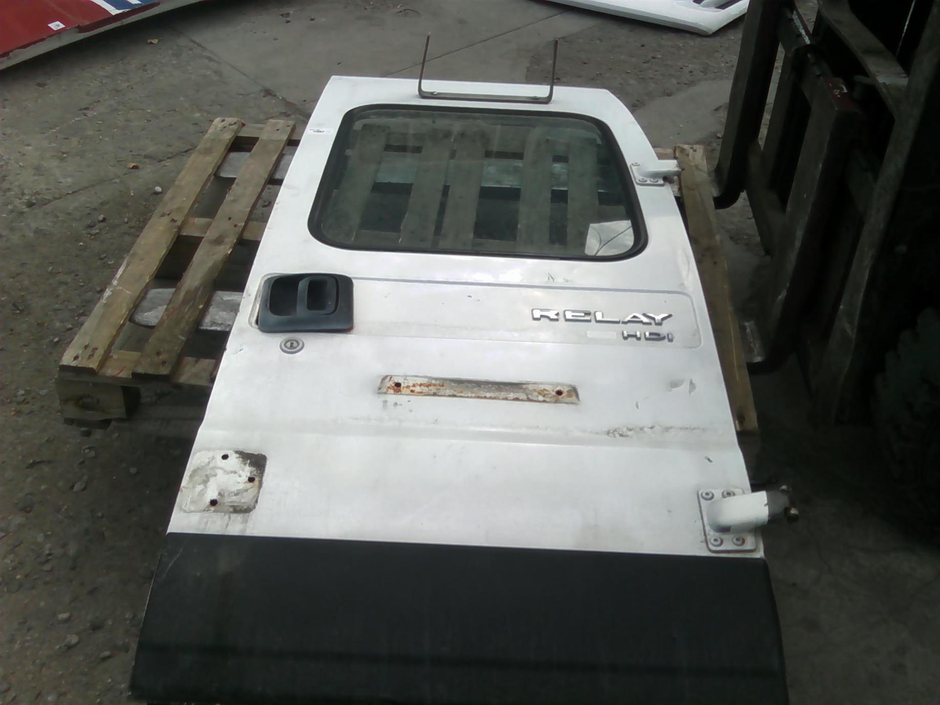 usa dreapta spate Peugeot Boxer, an 2005