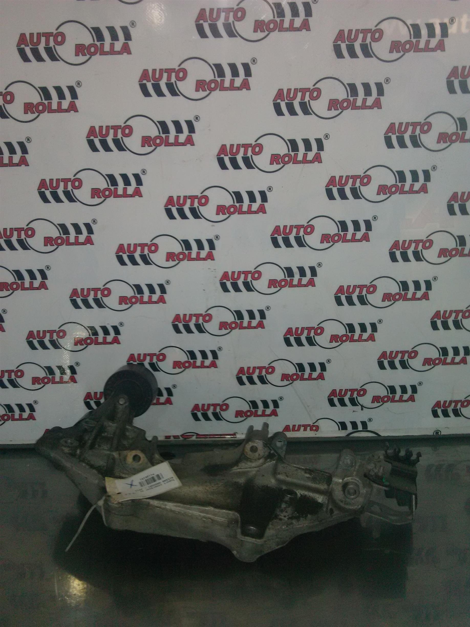 suport compresor ac Nissan Qashqai 2.0DCI, an 2012