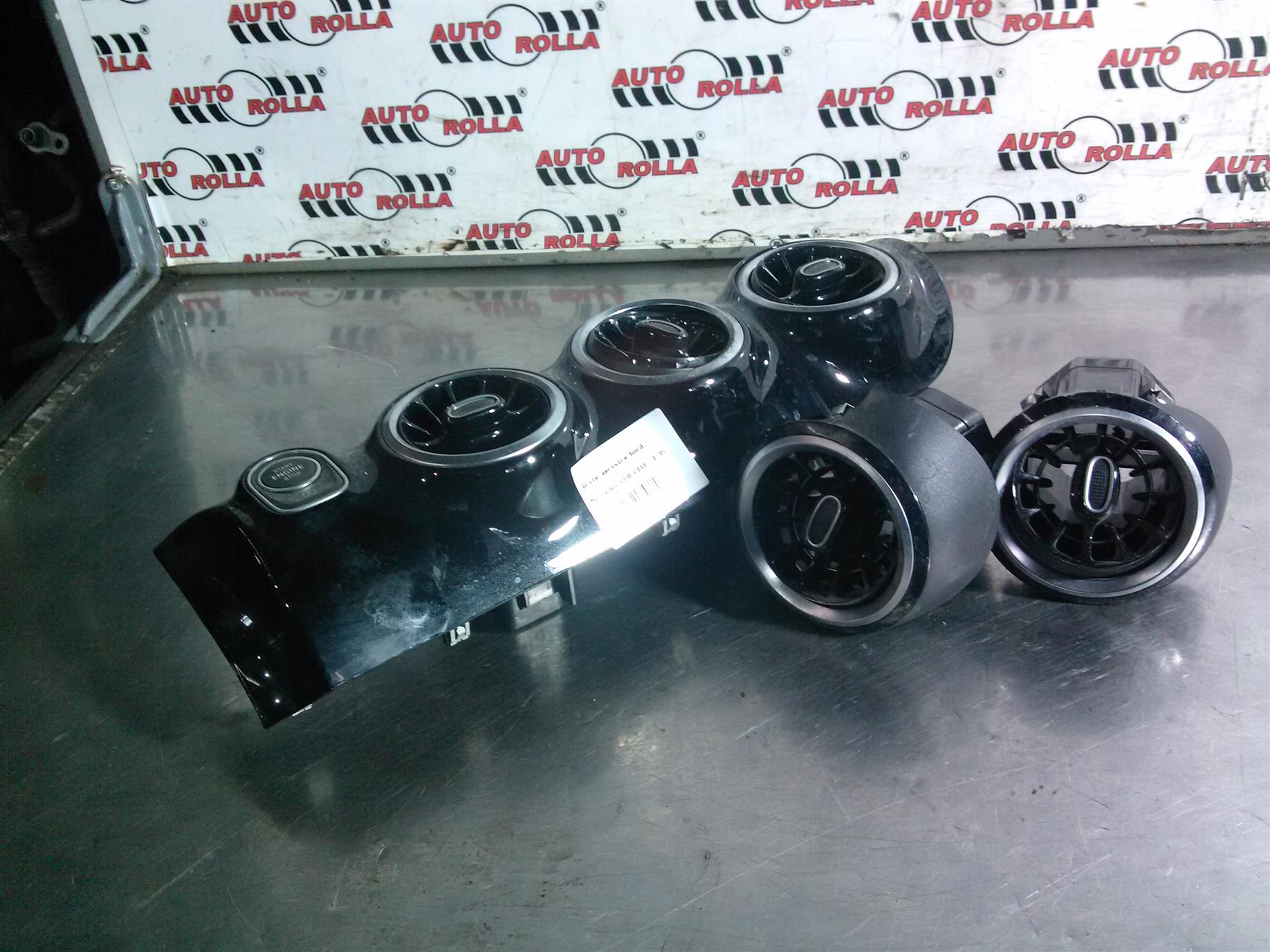 Grile aerisire bord Mercedes CLA C118, 1.3S, an 2019