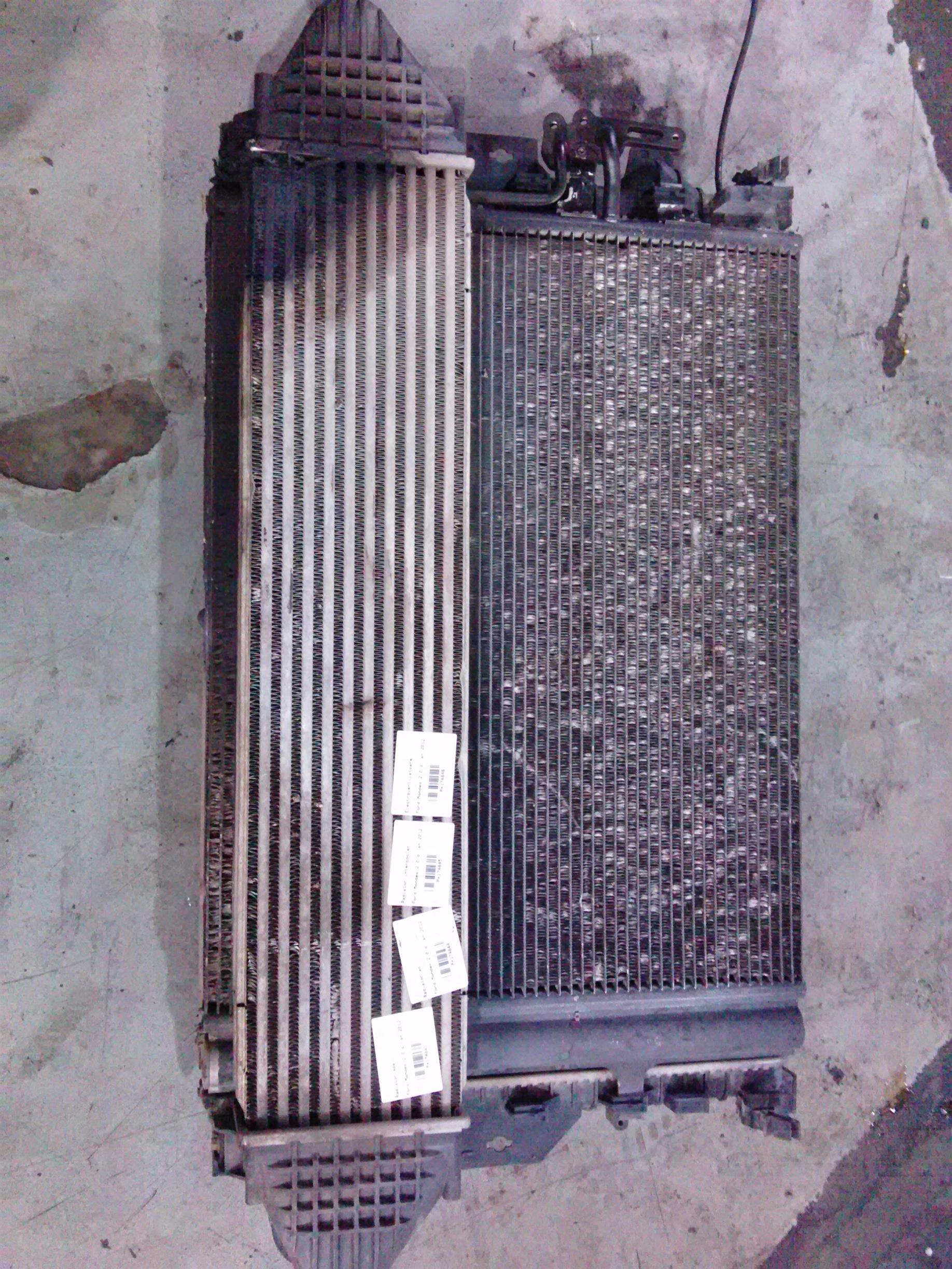 Radiator apa Ford Mondeo 2.0 d, an 2012