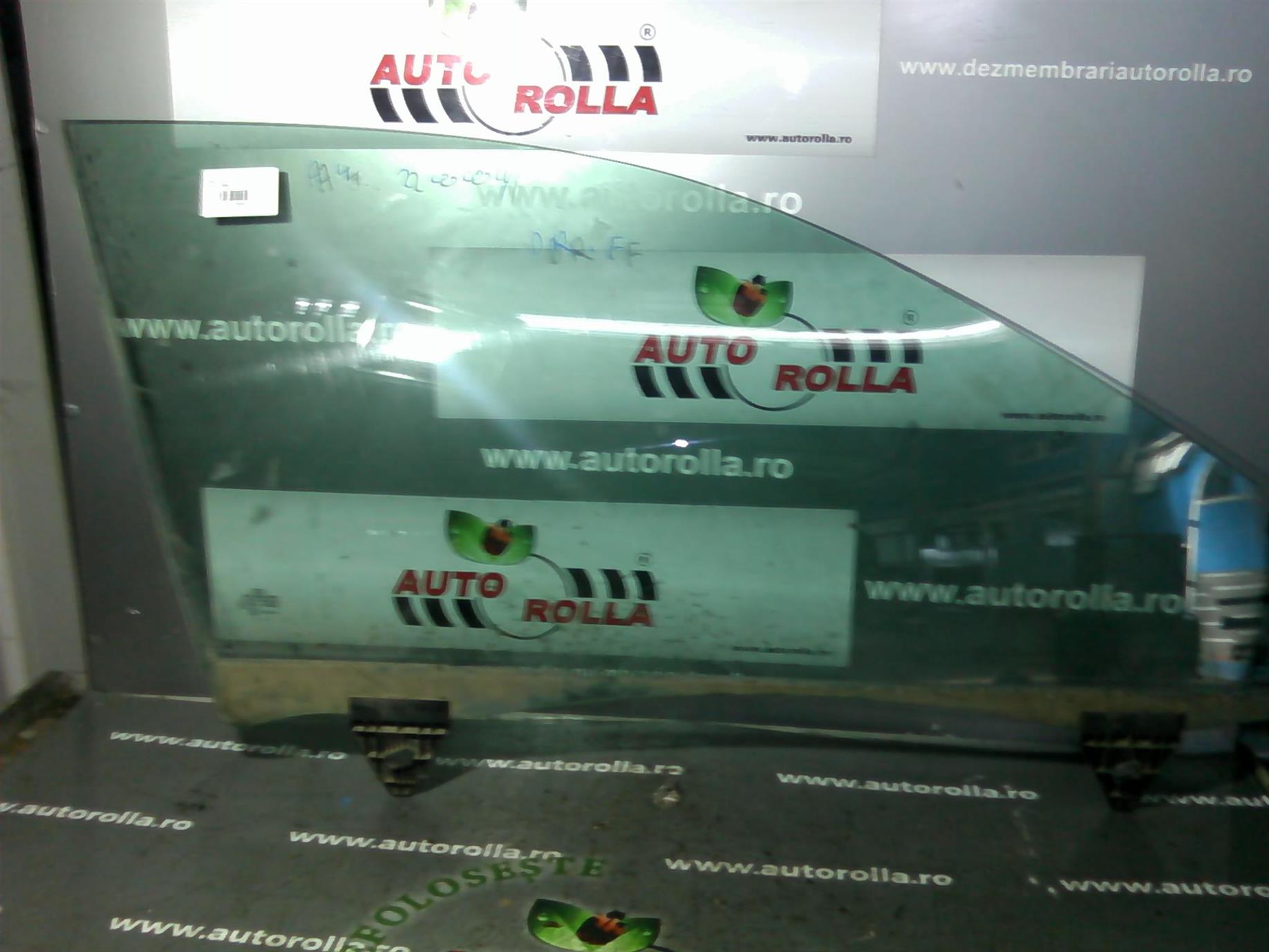 geam usa dreapta fata Audi A4, an 2004