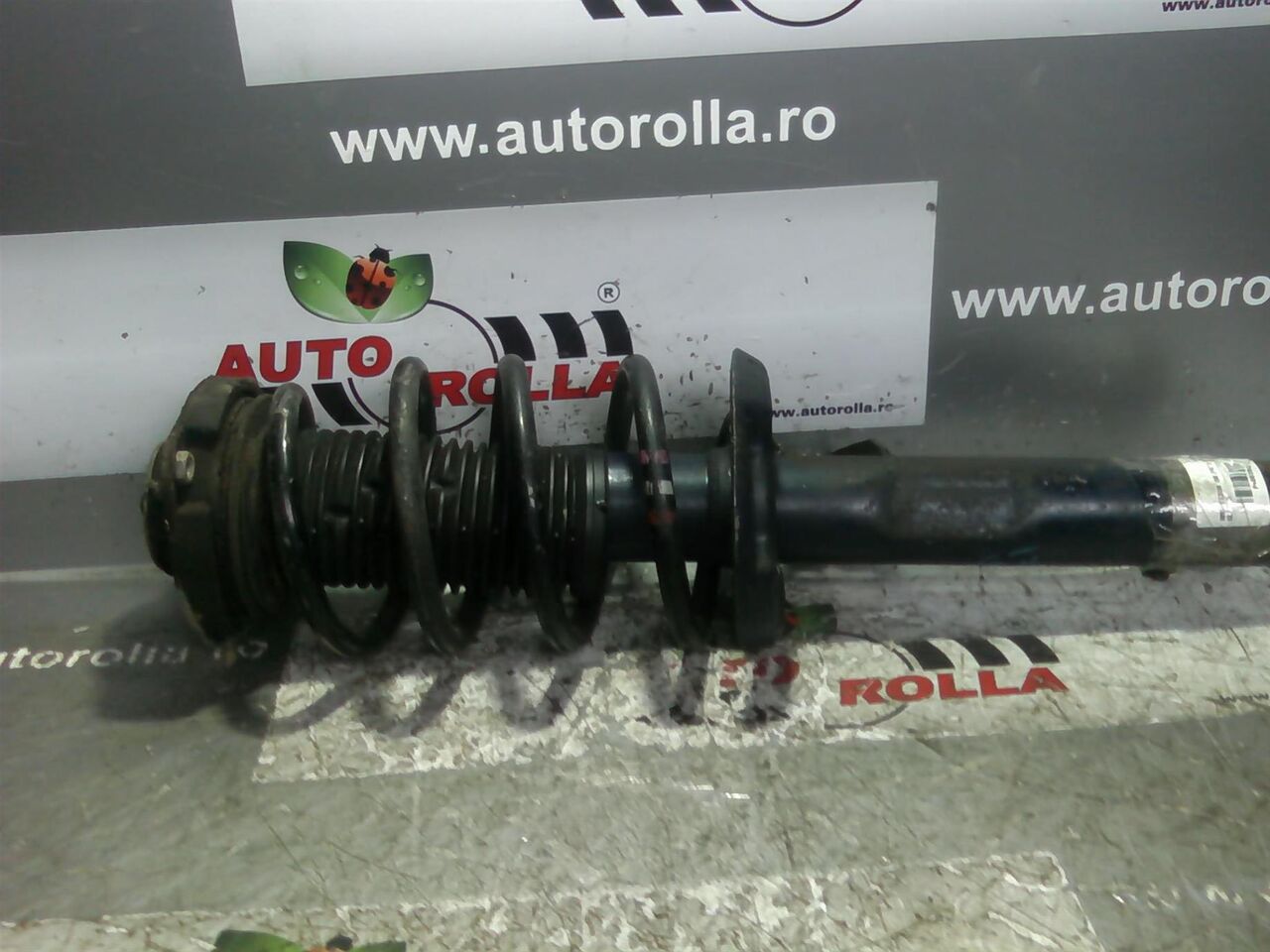 amortizor dreapta fata complet Volkswagen Golf 5