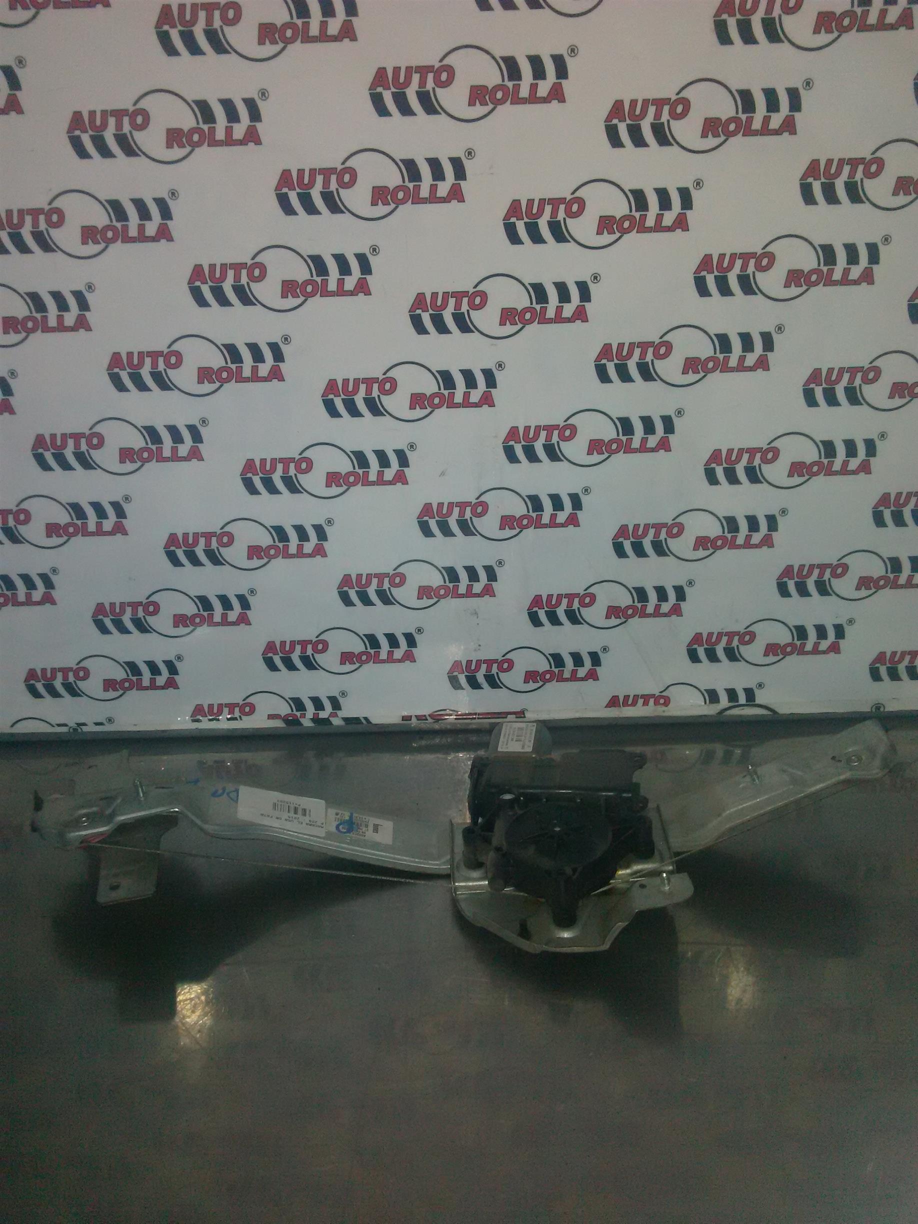 macara electrica usa dreapta fata Peugeot 208 an 2015