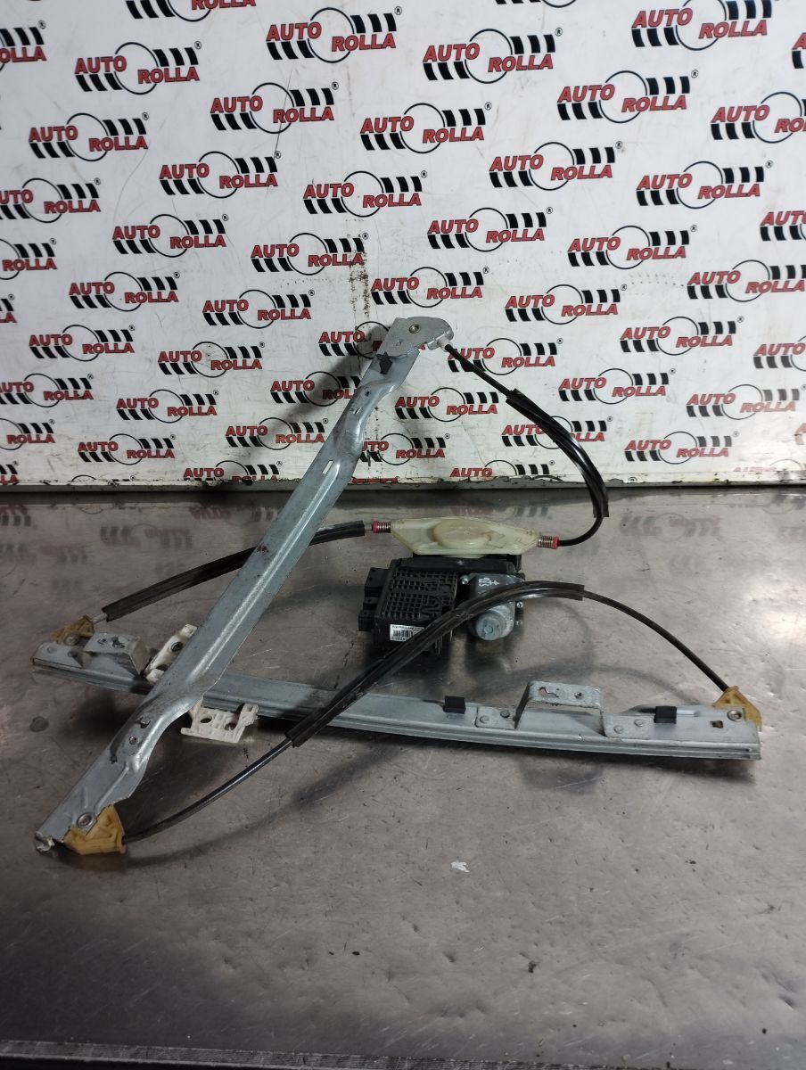 Macara+motoras usa stanga fata Citroen C4 an 2008