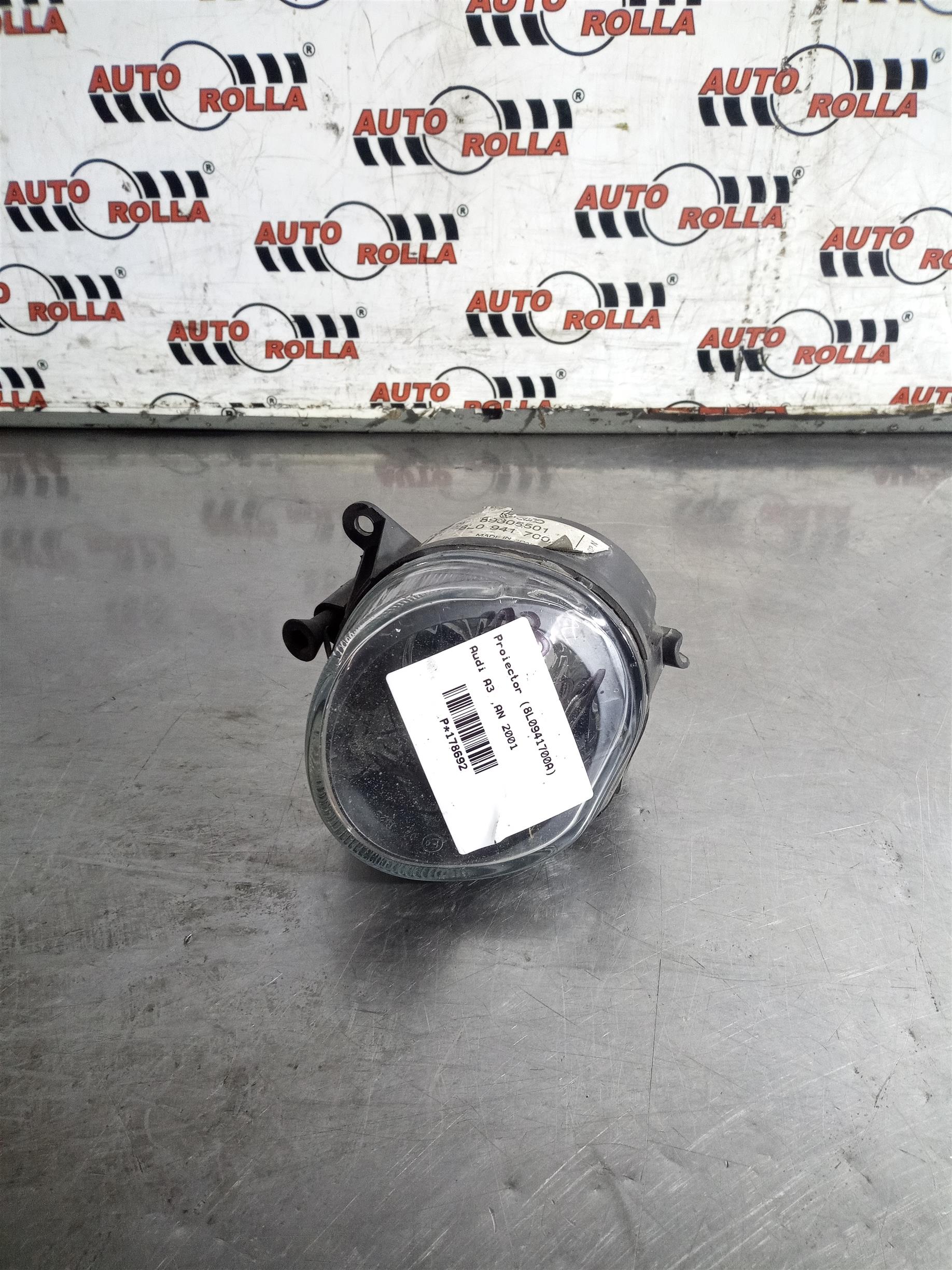 Proiector (8L0941700A) Audi A3 ,AN 2001