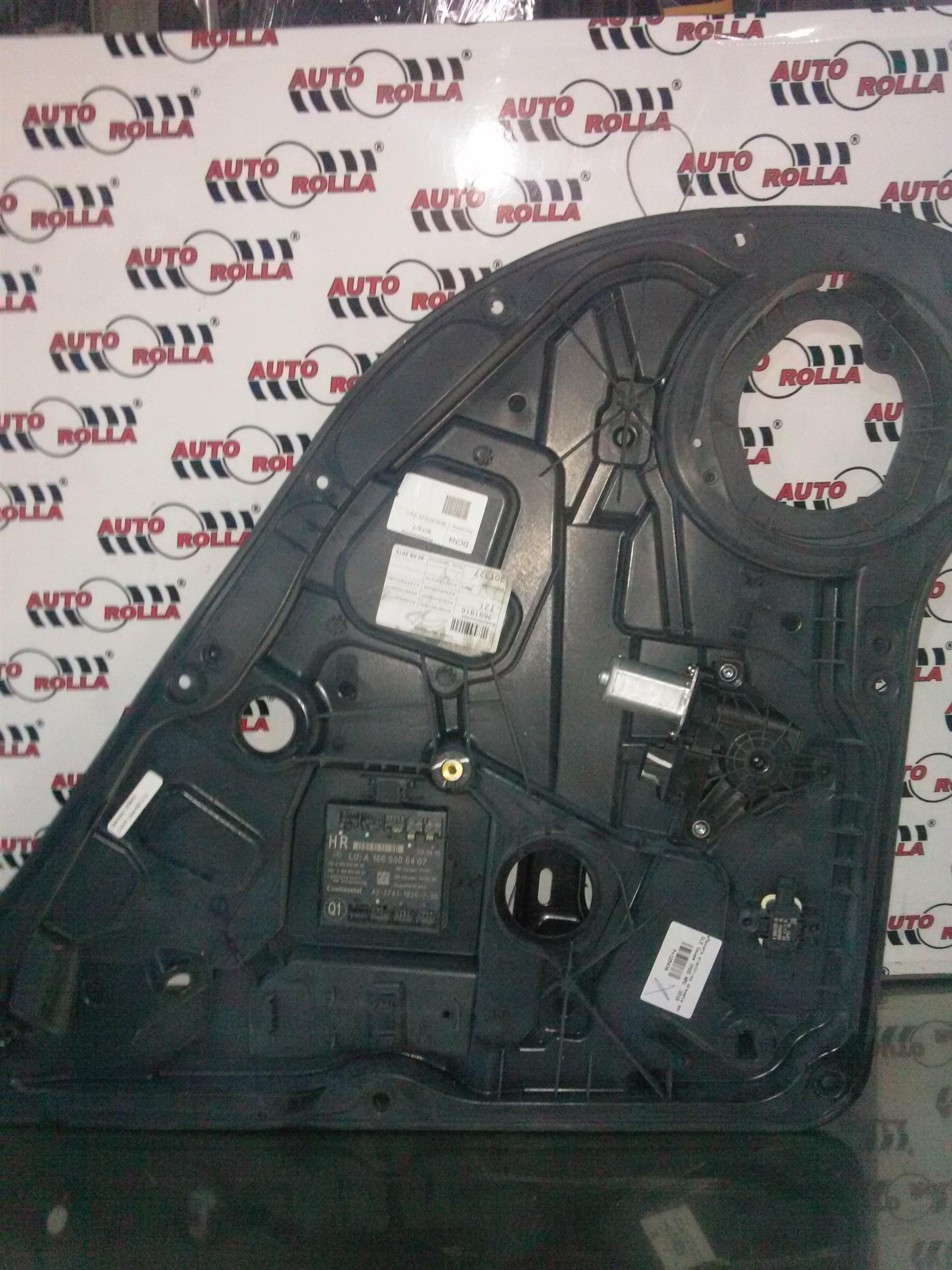 macara electrica dreapta spate Mercedes GLE coupe 350D, an 2016 AMG