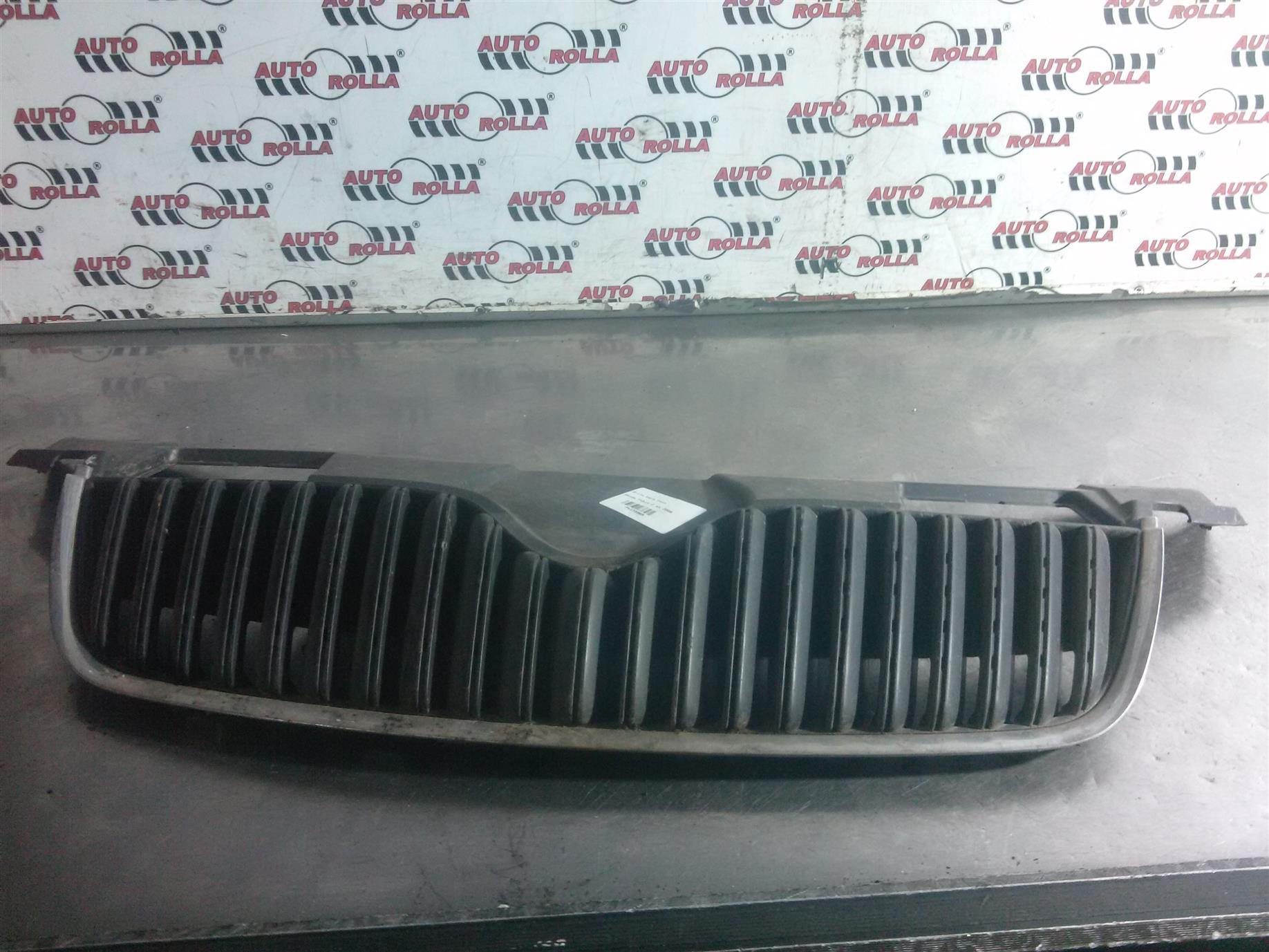 Grila bara fata Skoda Fabia 2 an 2008