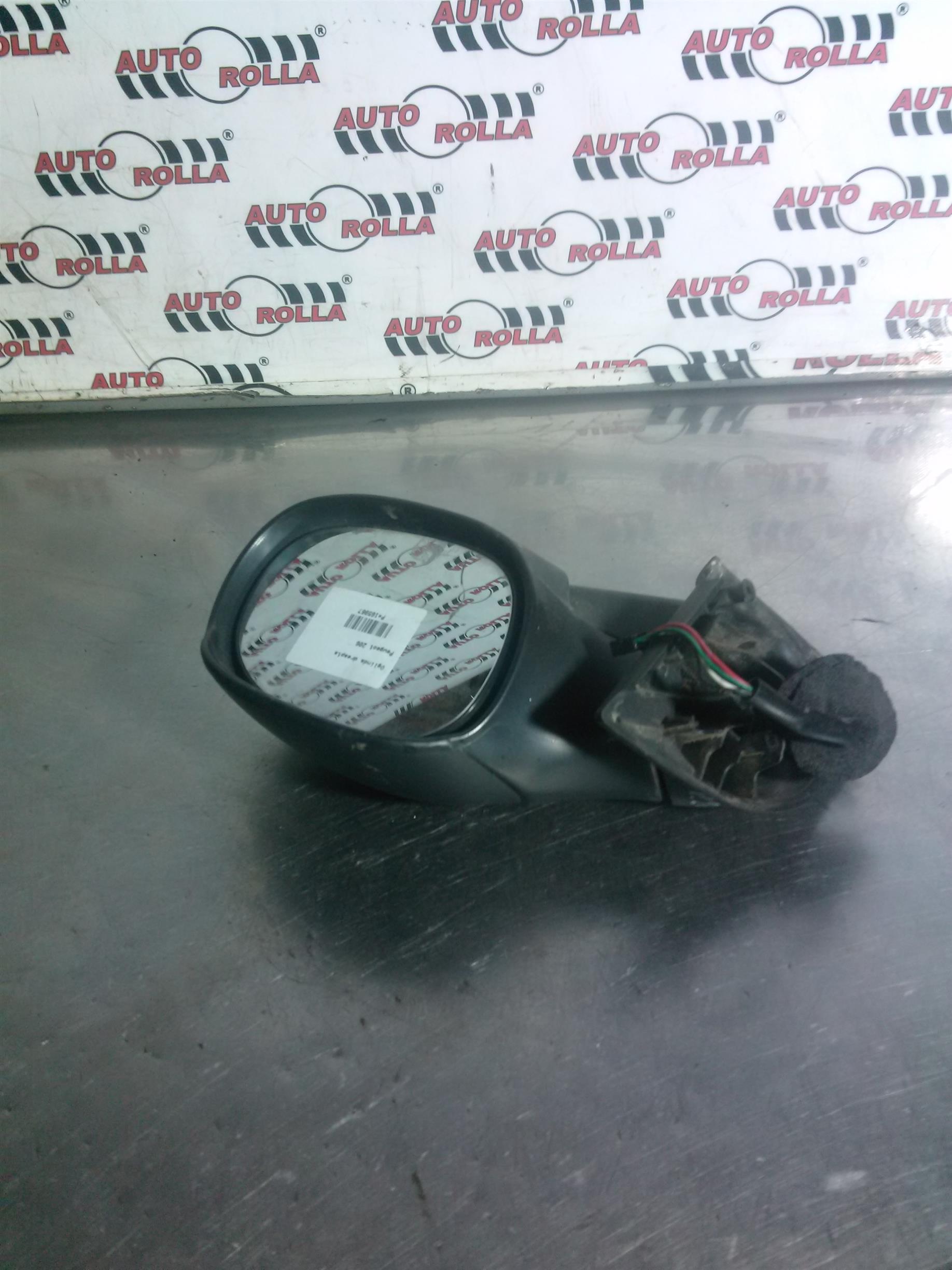 Oglinda dreapta Peugeot 206
