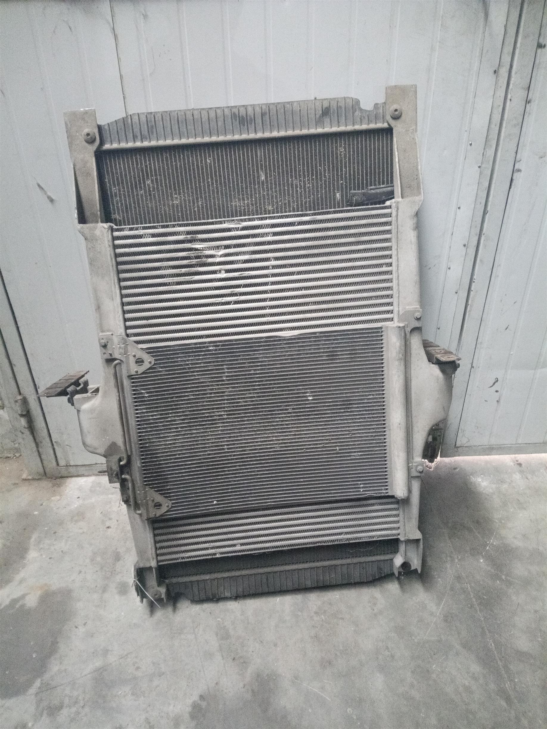 Radiator Iveco Stralis , an 2009