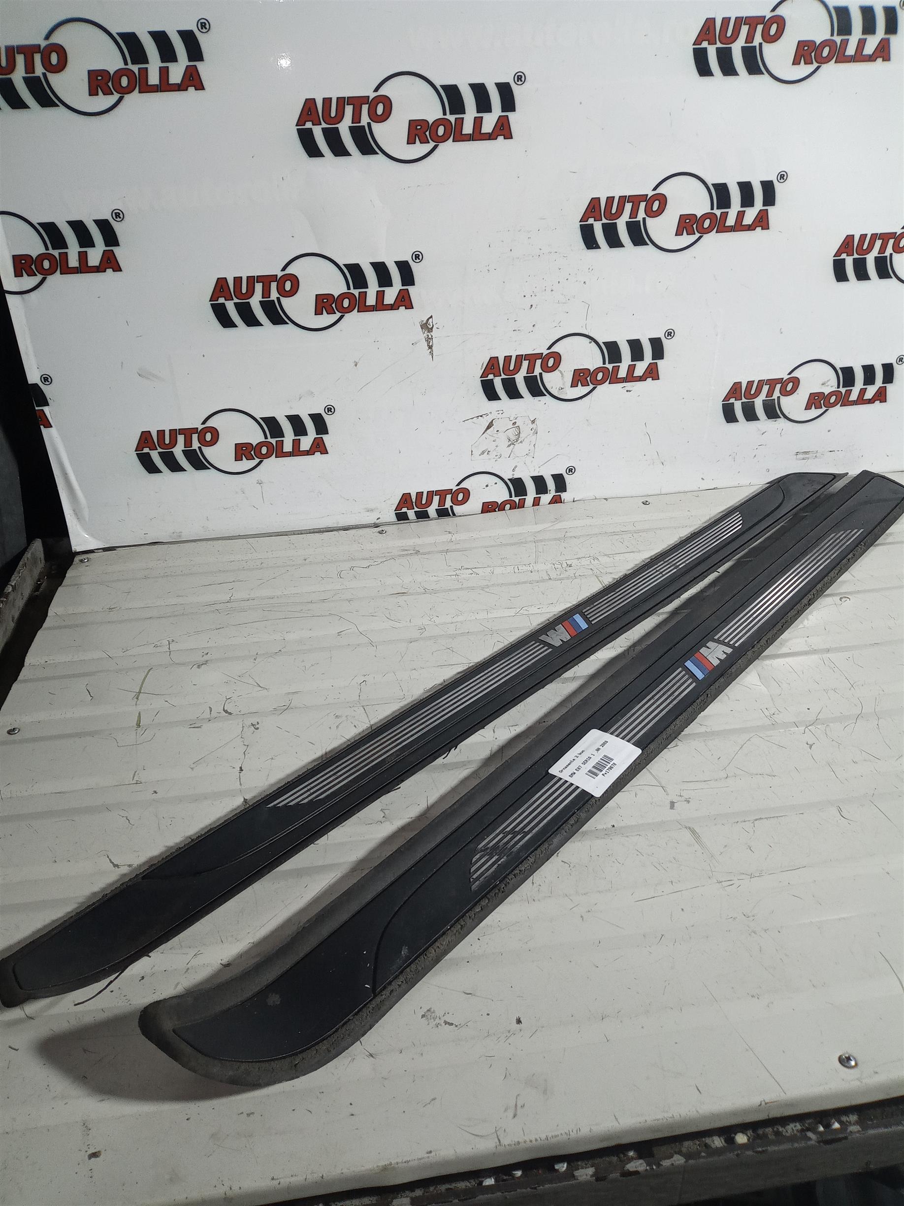 Ornamente 2 buc BMW E87 SERIA 1 ,AN 2008