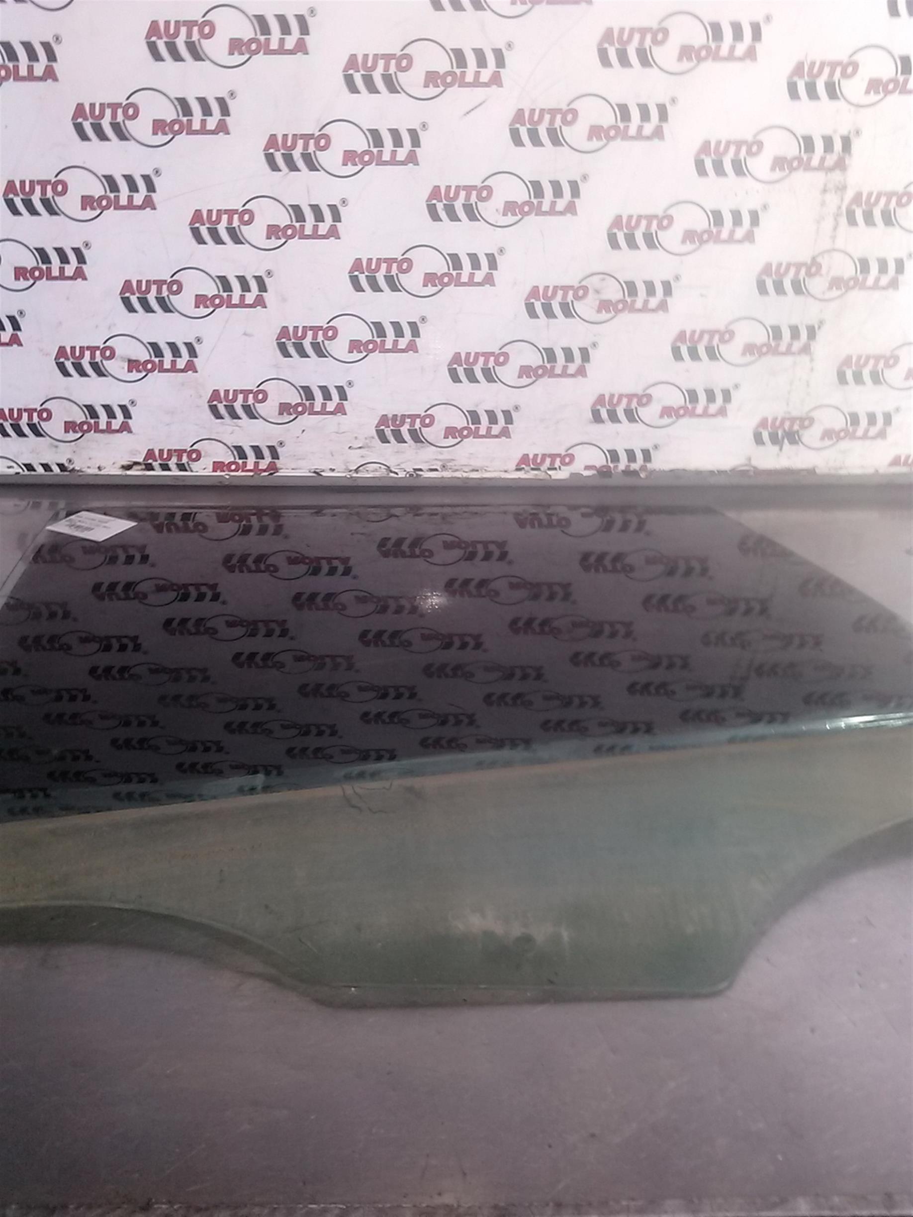 Geam stanga spate Opel Astra J,  an 2011, A20DTH