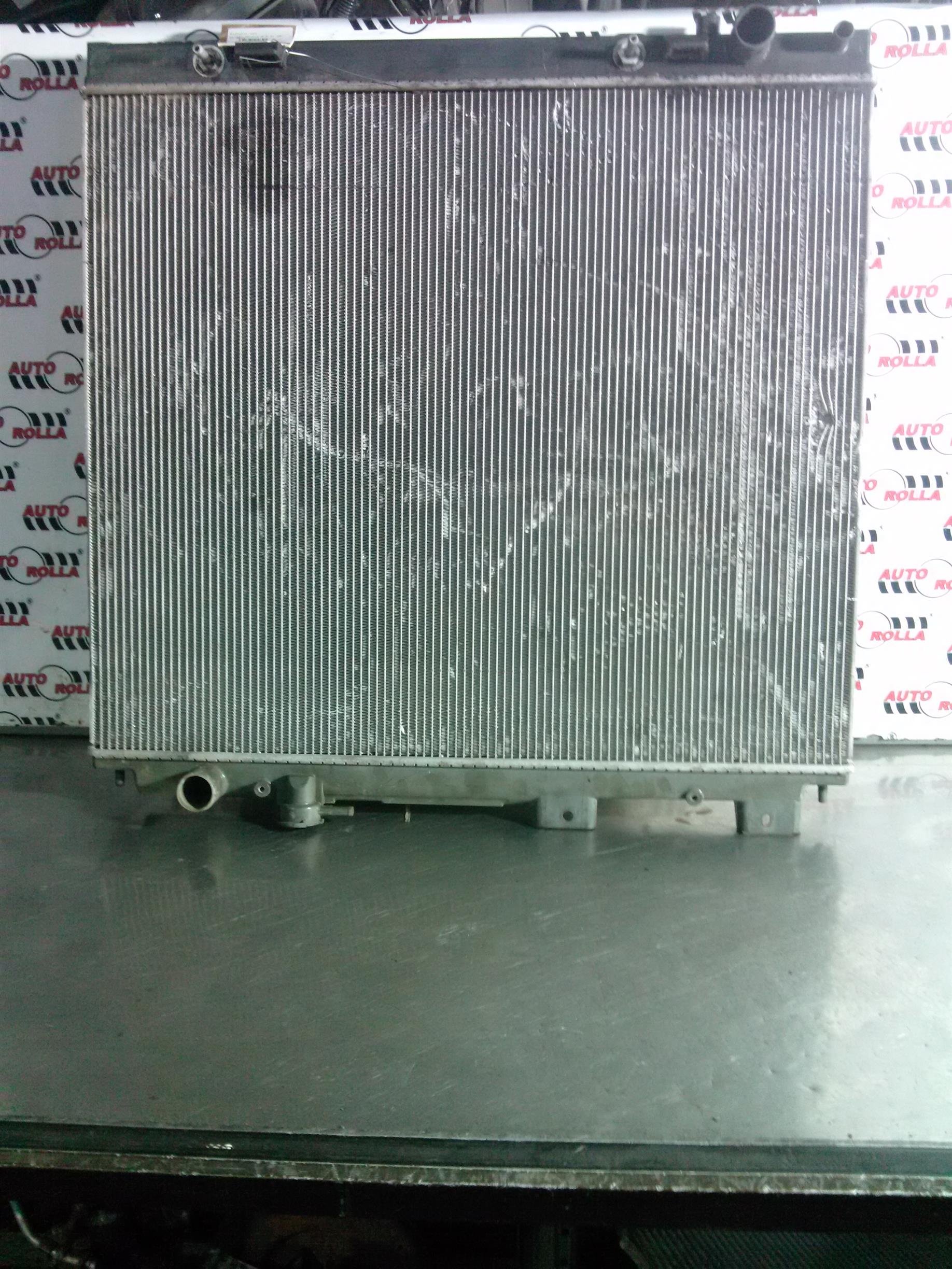 Radiator apa Nissan Navara 3.0 d, V6, an 2013