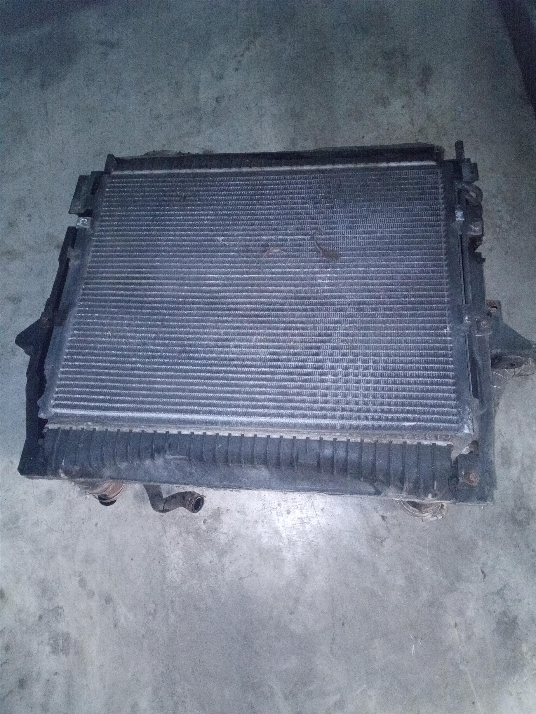 Radiator racire ulei Range Rover Sport 3.0 d, an 2012