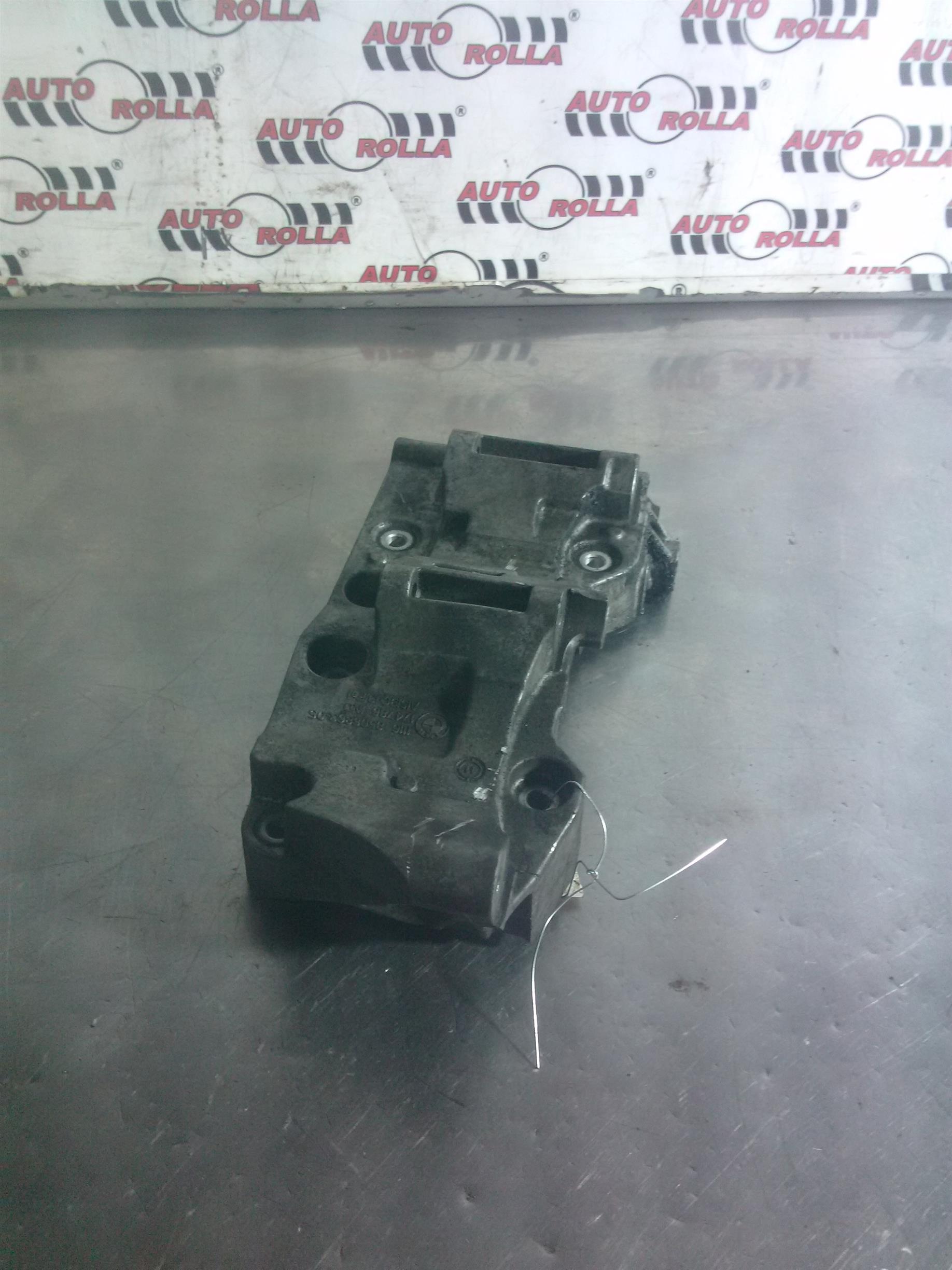 Suport accesorii BMW F10, 2.0 d, an 2011, N47D20C