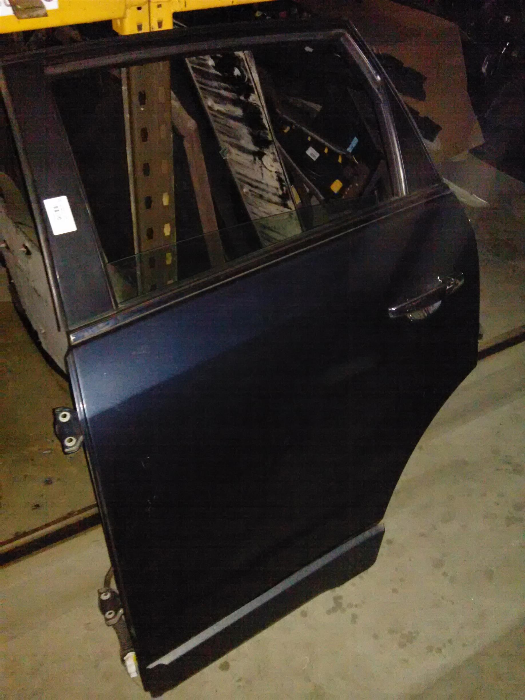 usa stanga spate completa Opel Antara, an 2008