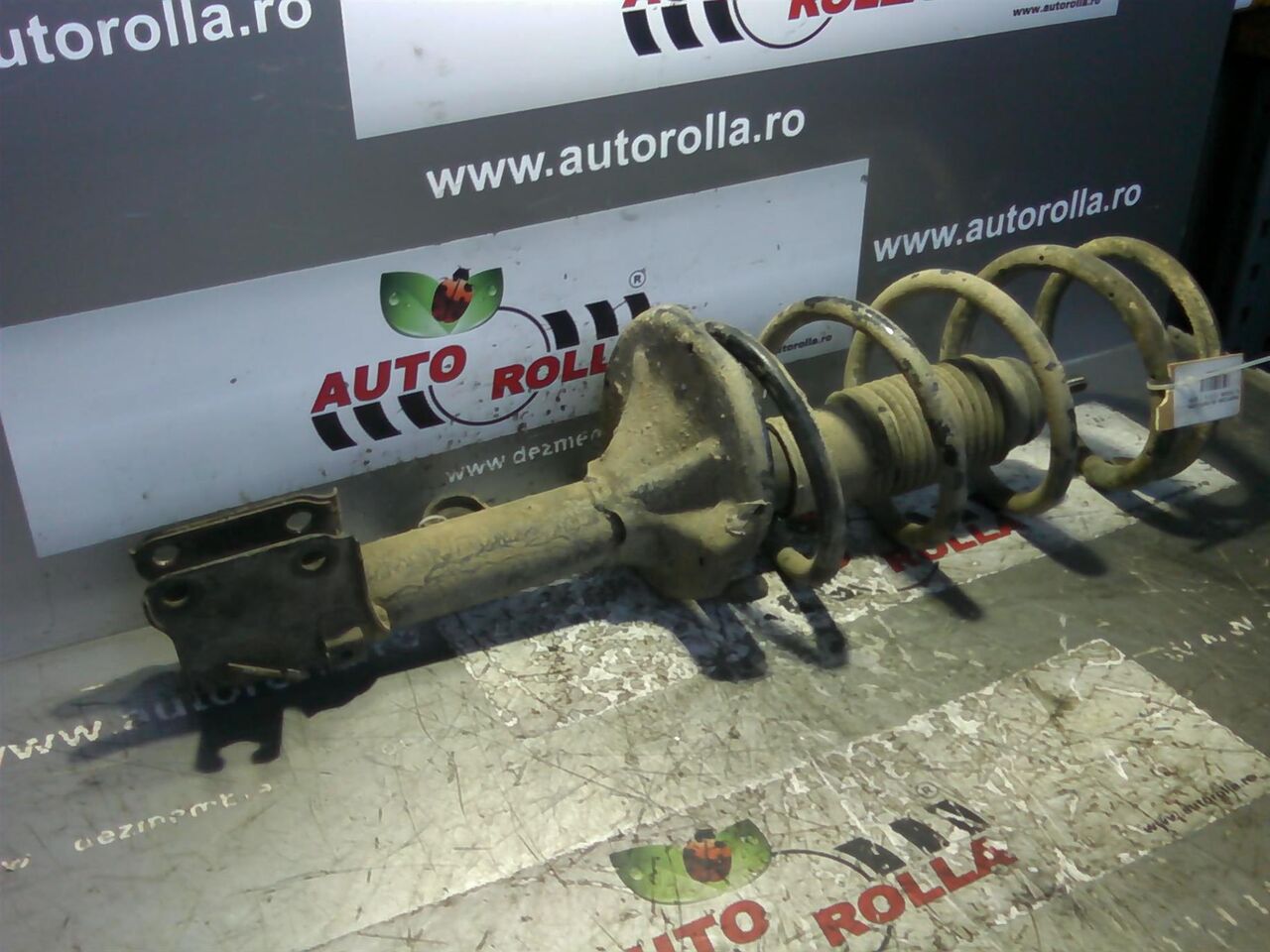 amortizor dreapta fata complet Hyundai Tucson 2.0S, an 2006