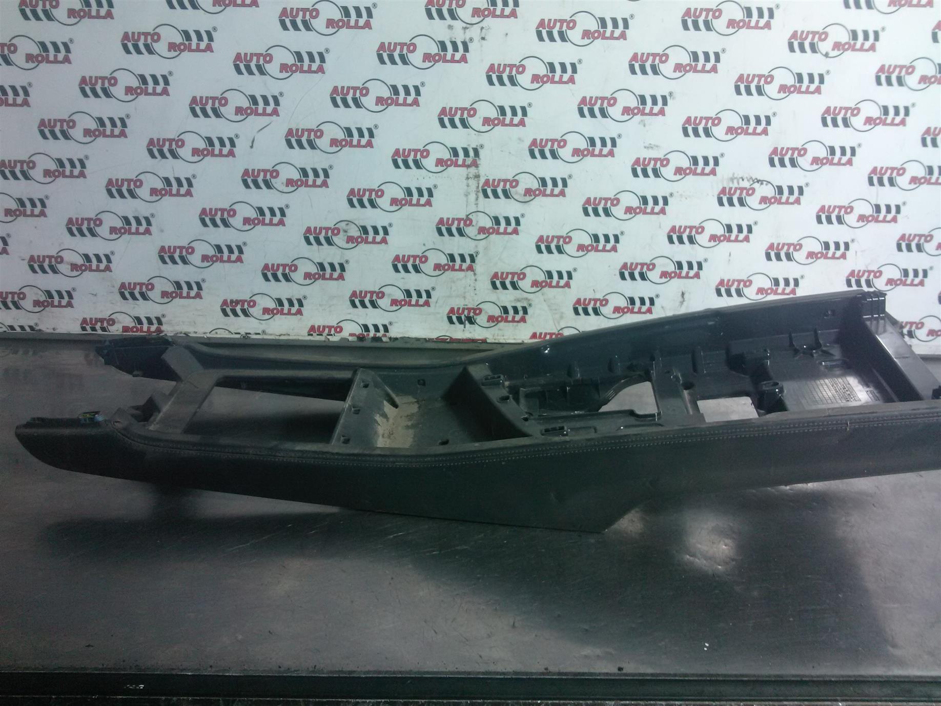 Ornament consola centrala Audi Q7, 3.0TDI, an 2016, CRT