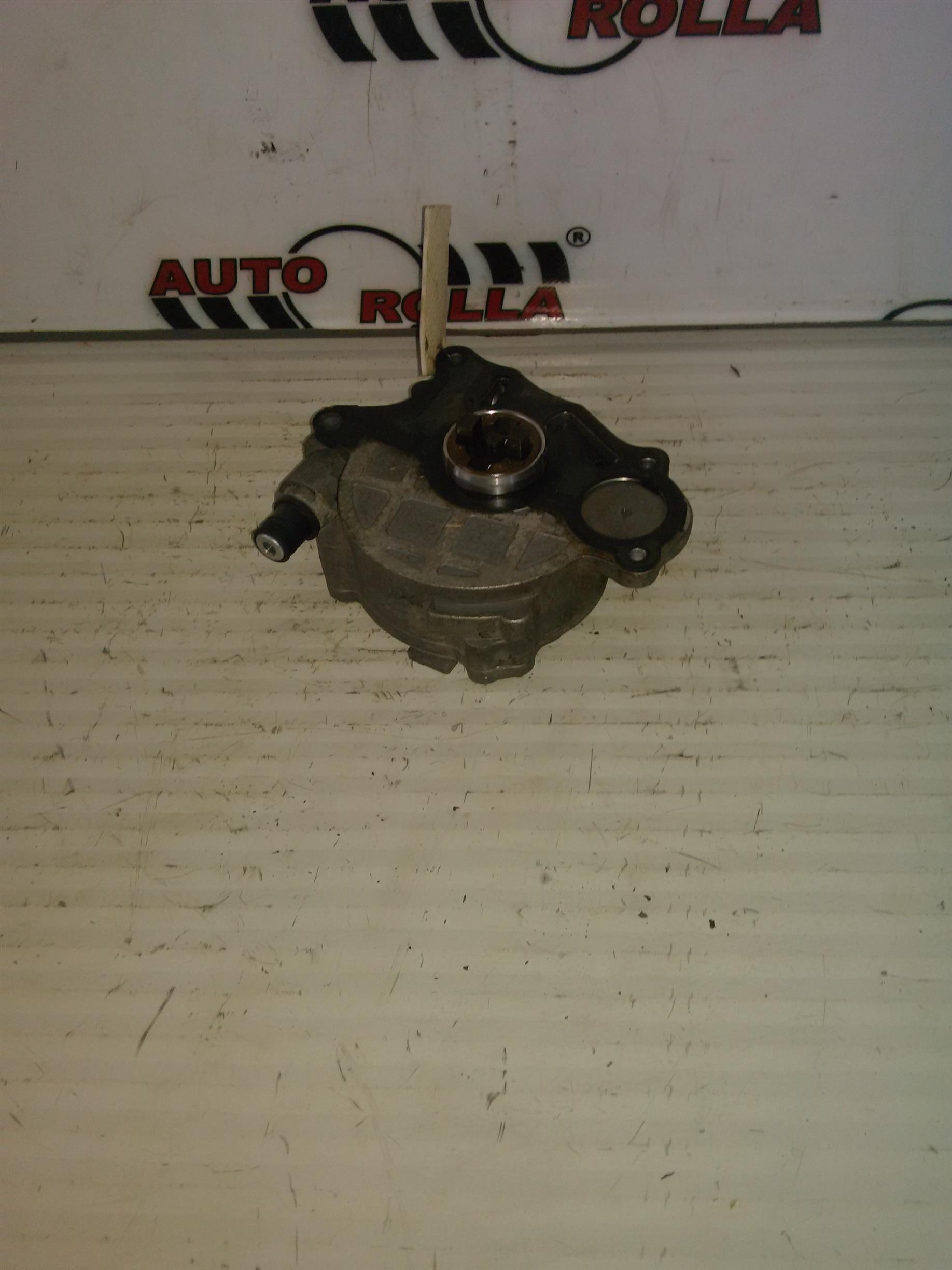 pompa vacuum Skoda Superb 2.0TDI, an 2010