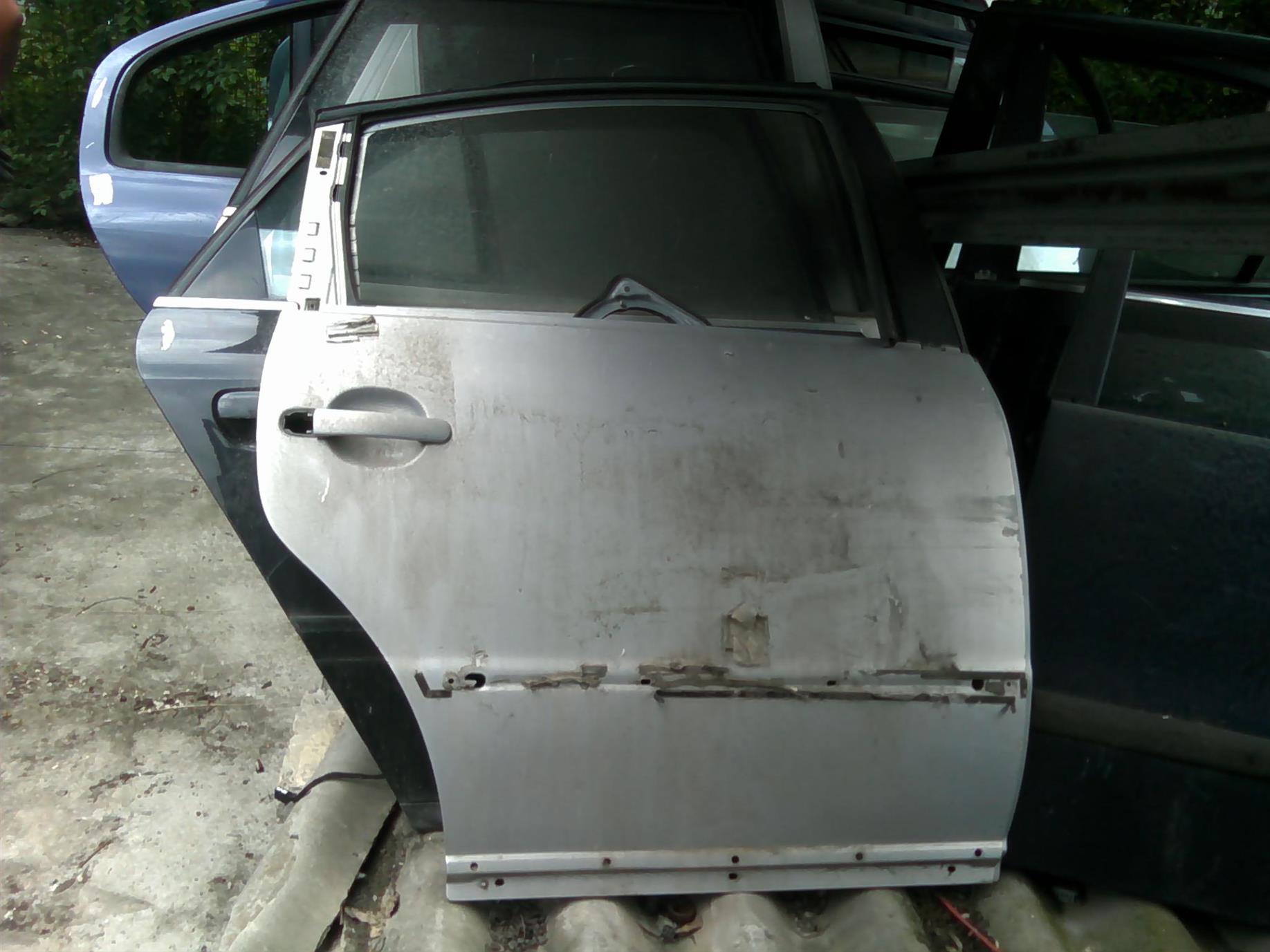 usa dreapta spate completa Volkswagen Passat B5