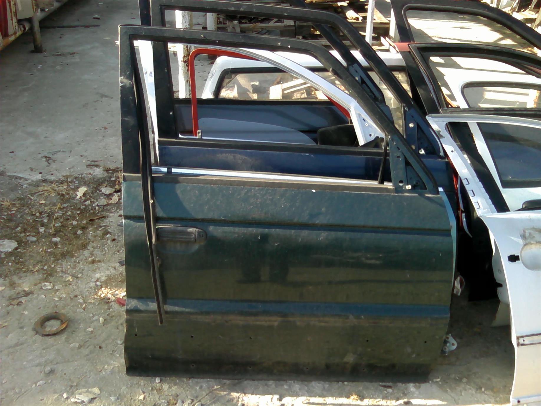 usa dreapta fata goala Mitsubishi Pajero 2