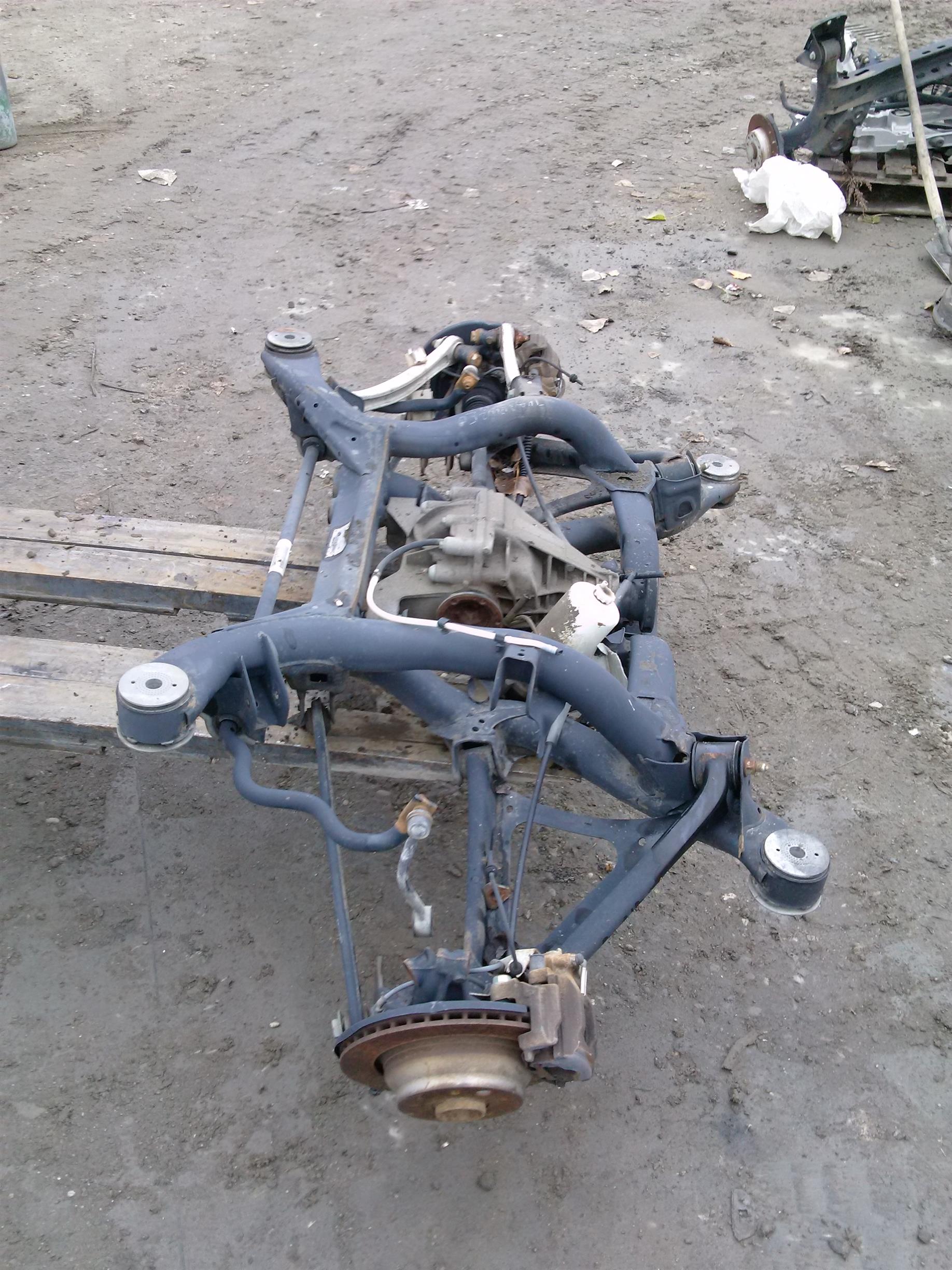 bara torsiune spate Volkswagen Touareg, an 2006