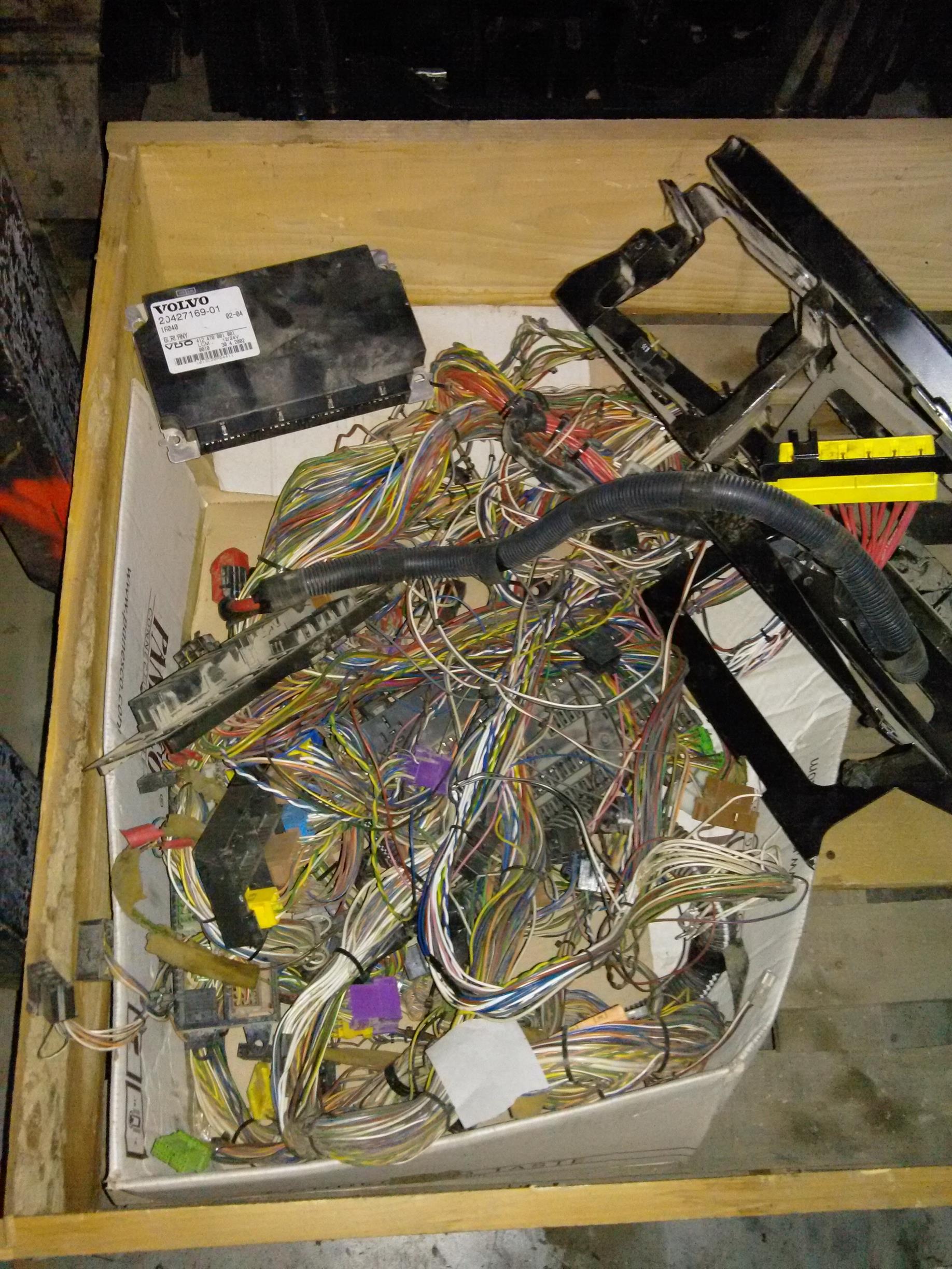 instalatie electrica cabina Volvo FM12, 8x4 an 2004