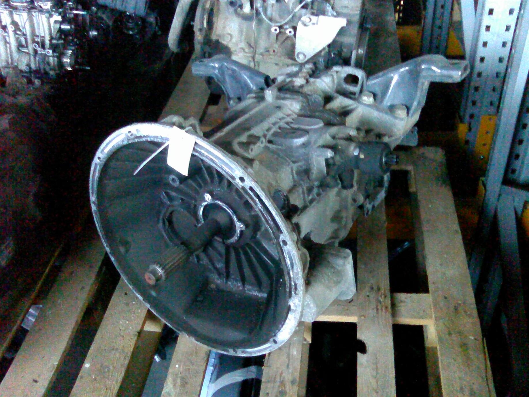 cutie viteze mecanica sare din viteze Mercedes Atego  1823,6cilindrii, an 2006