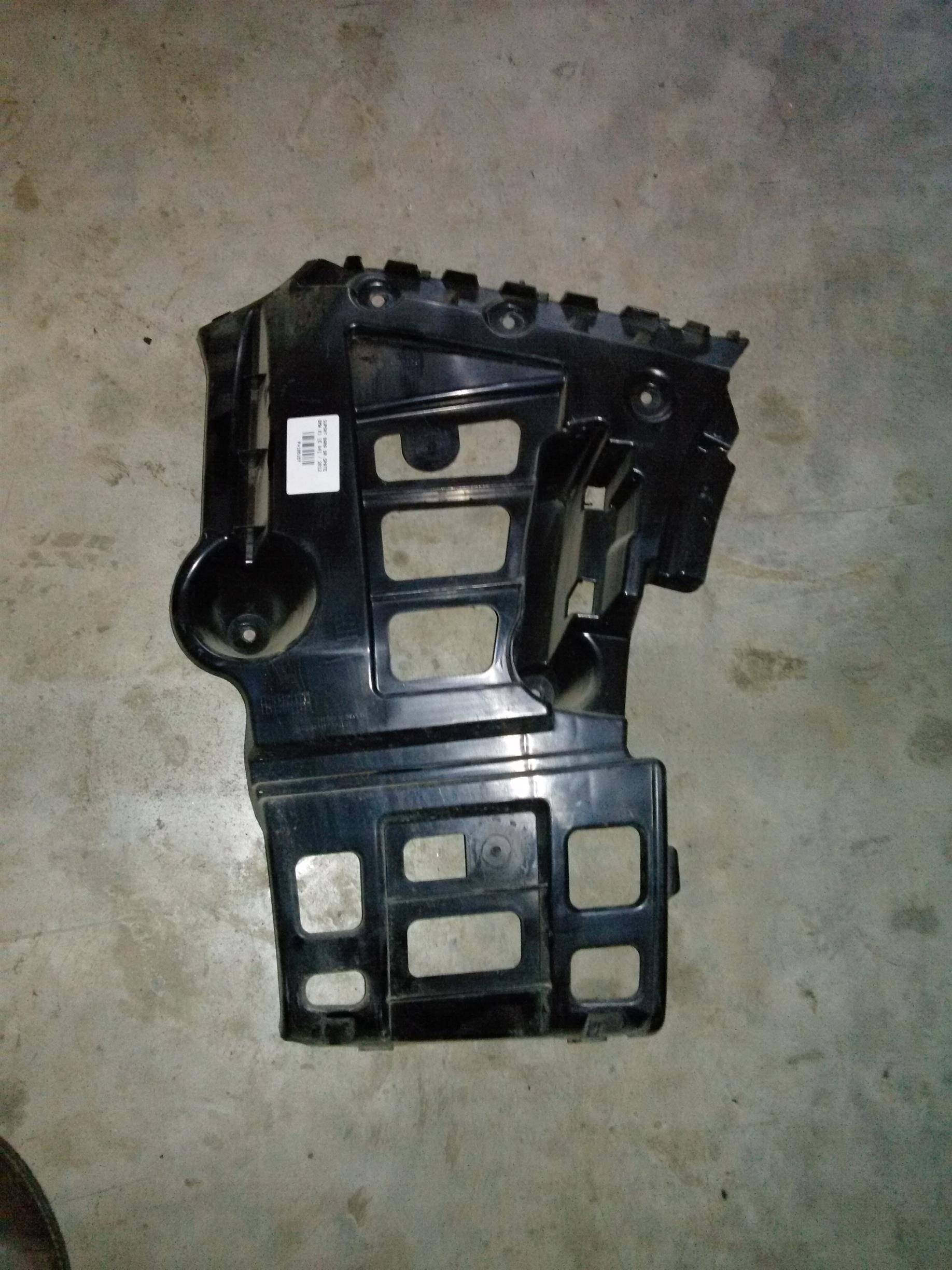 suport bara dreapta spate BMW X1 E84, an 2012