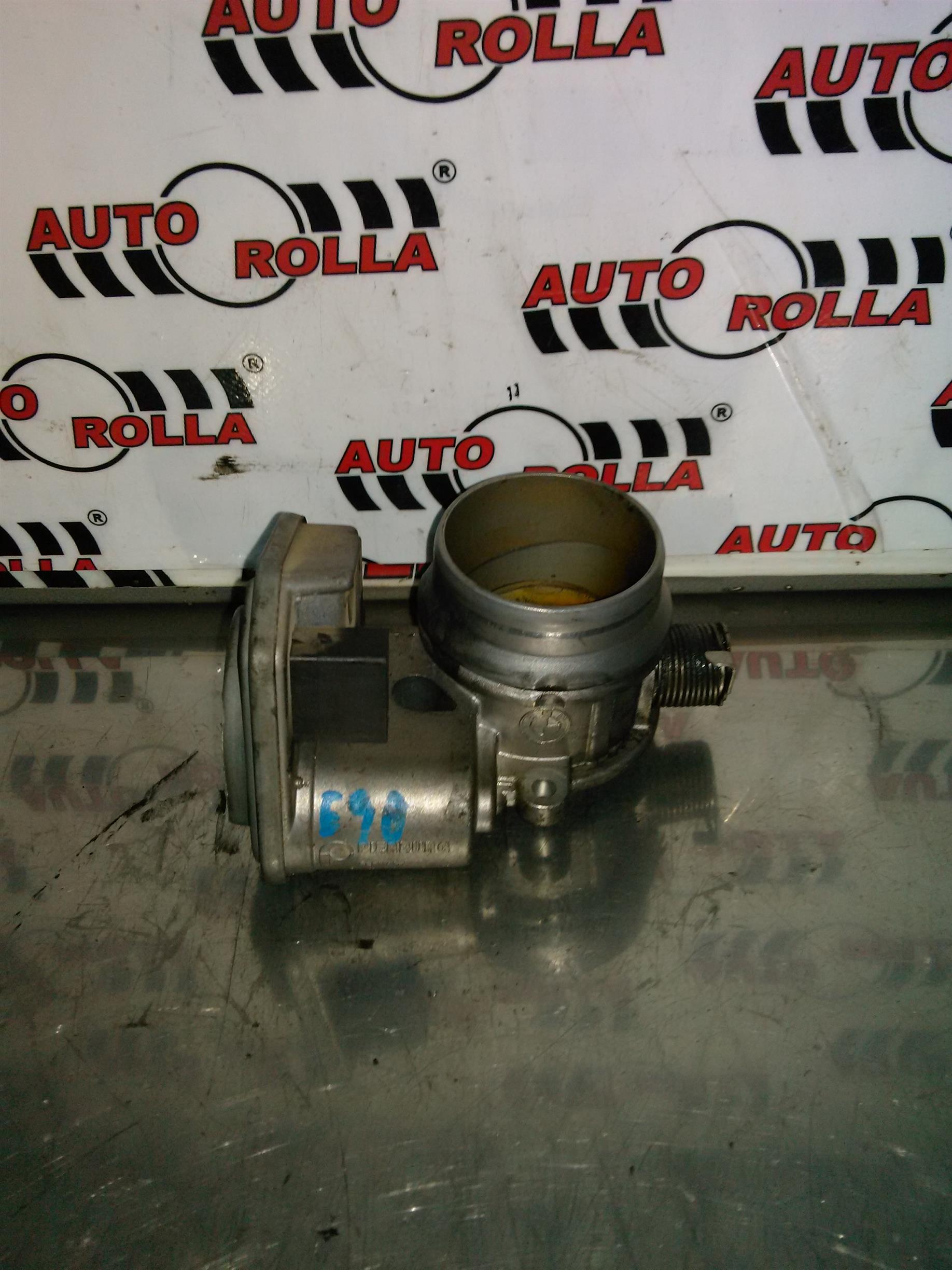 clapeta acceleratie BMW E90, 2.0D an 2010