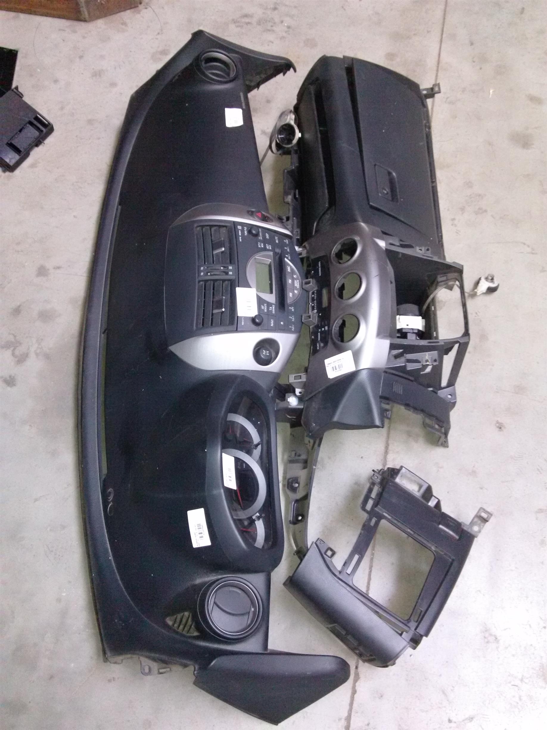 plansa bord Toyota Rav 4, 2.2D, an 2007