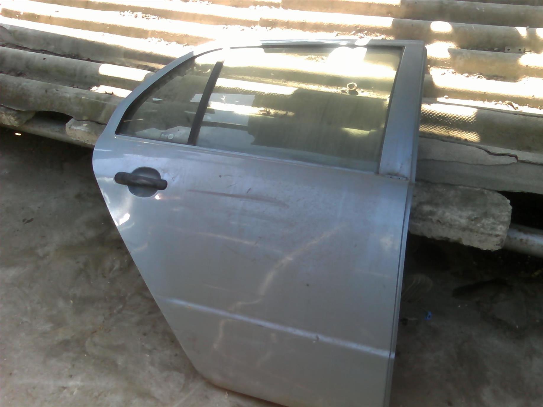 usa dreapta spate completa Skoda Fabia