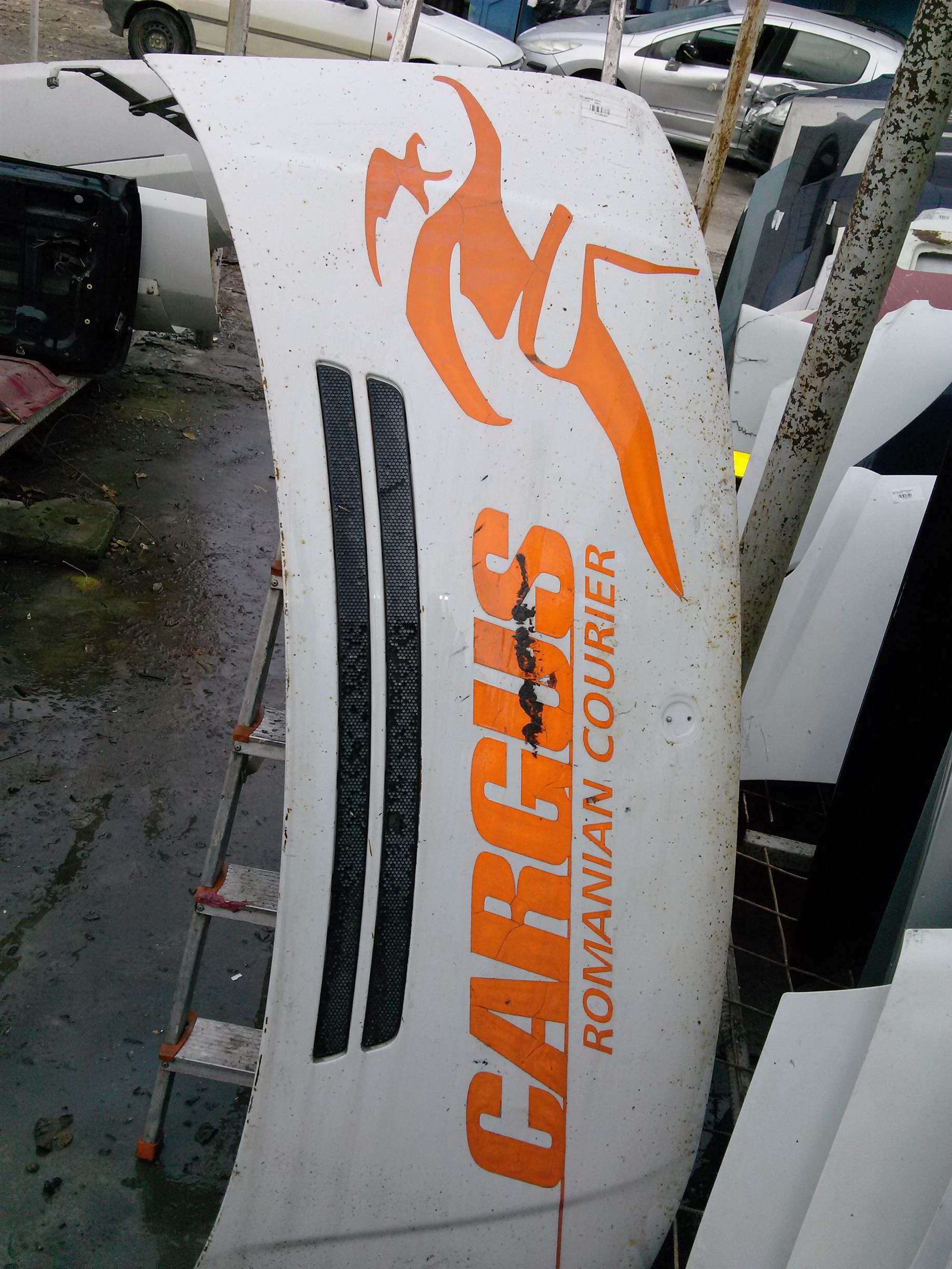capota fata Mercedes Vito, an 2002