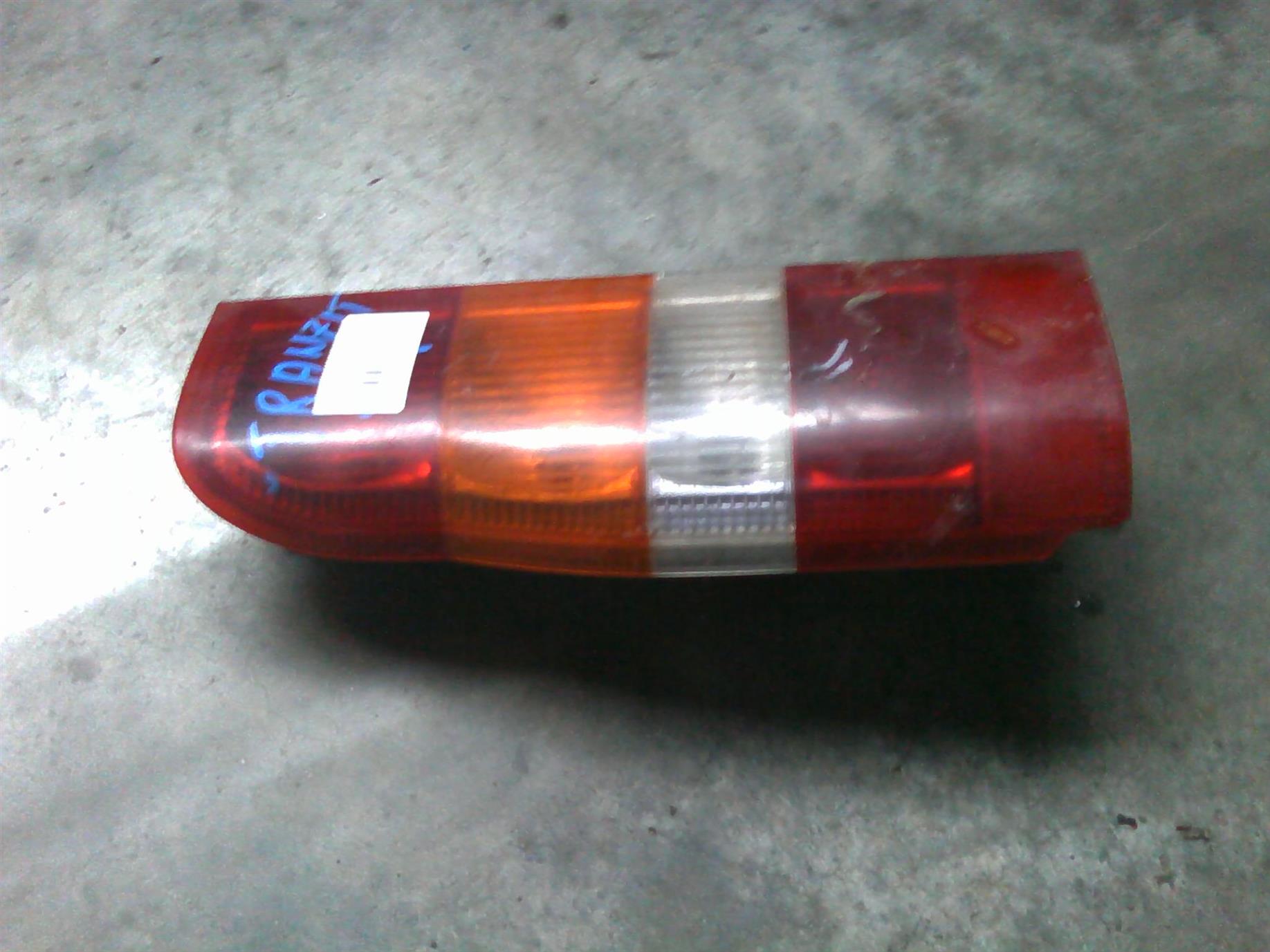 stop stanga Ford Transit, an 2004