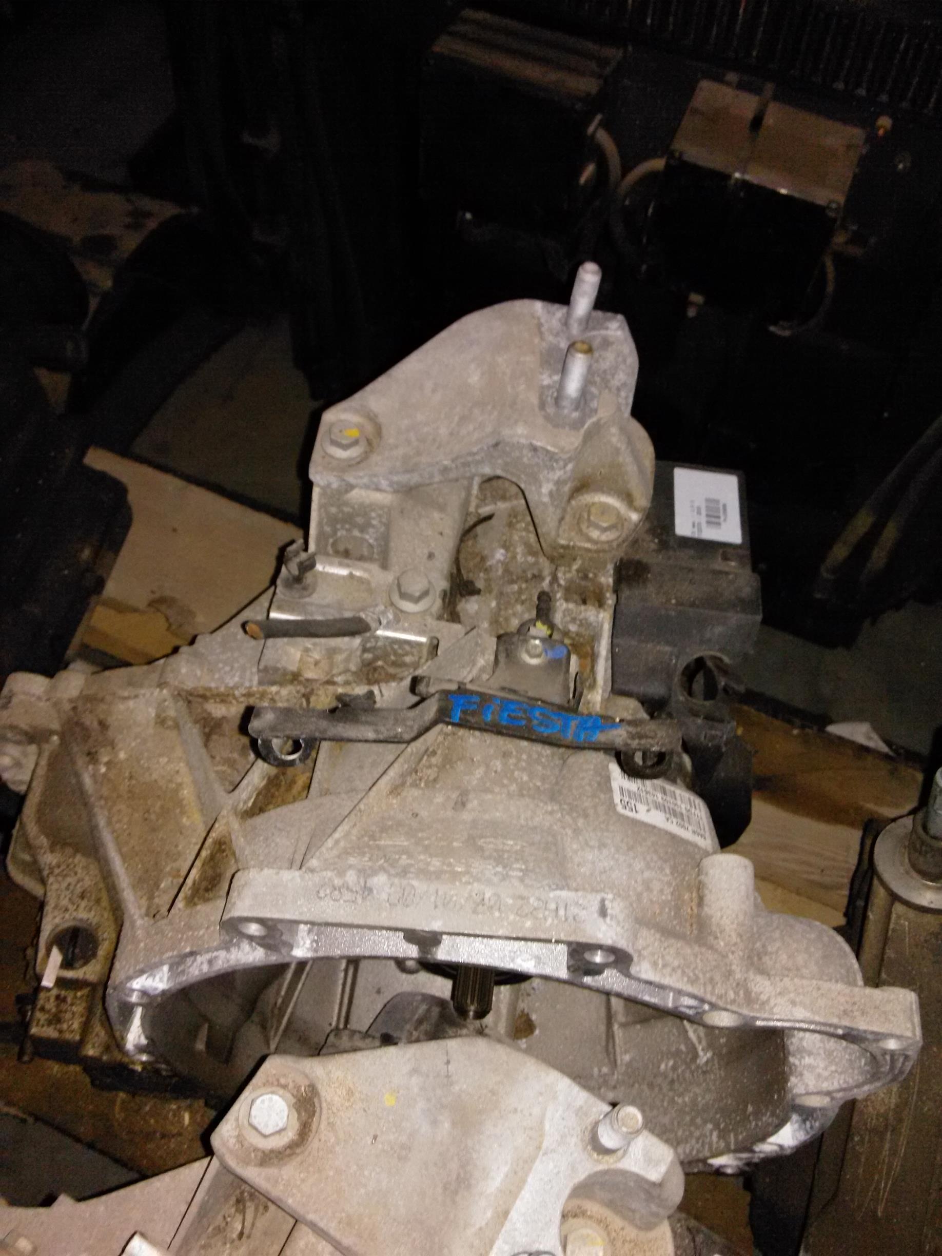 cutie viteze mecanica Ford Fiesta 1.4S, an 2010