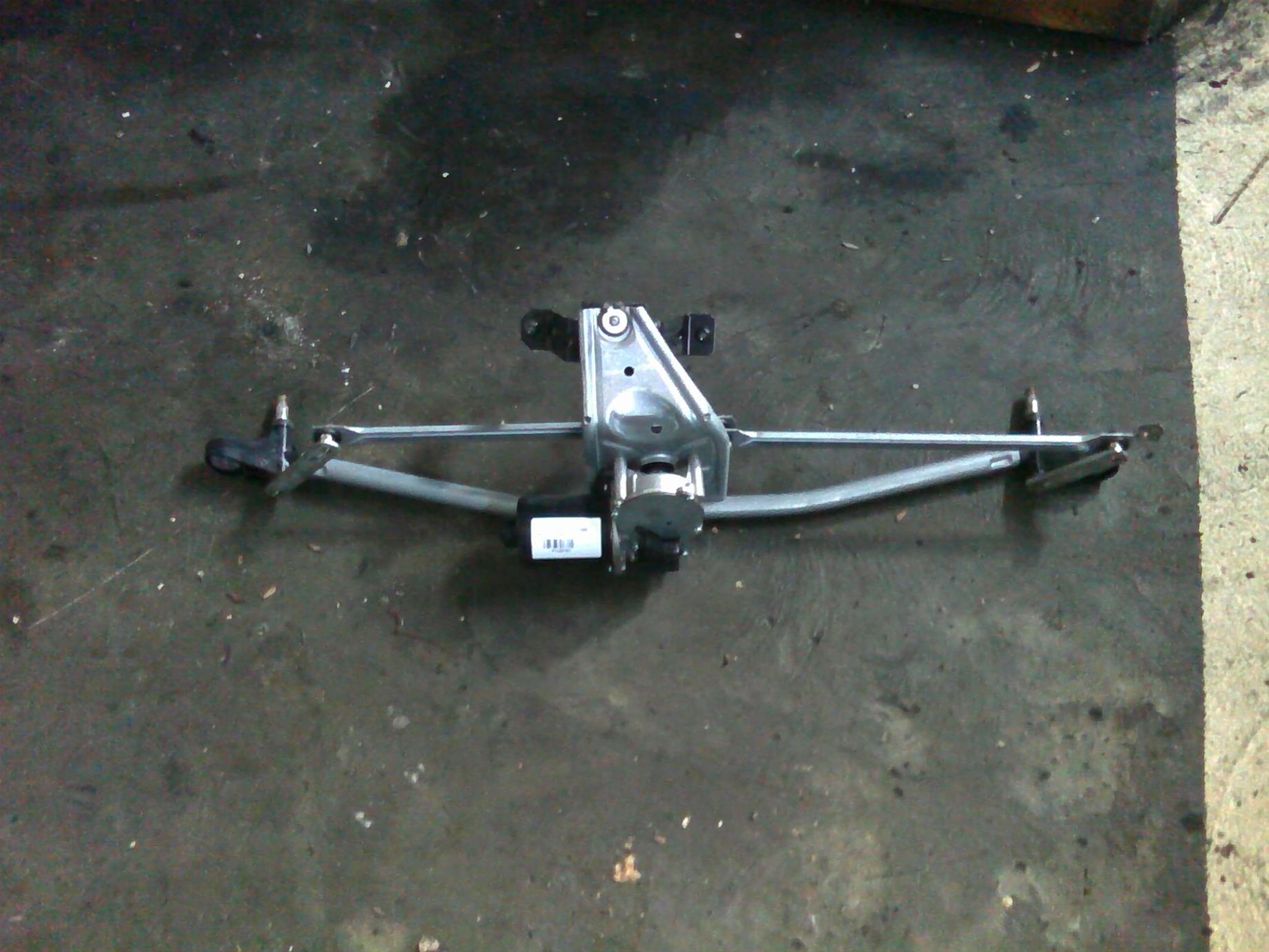 timonerie stergatoare si motoras Ford Transit, an 2008