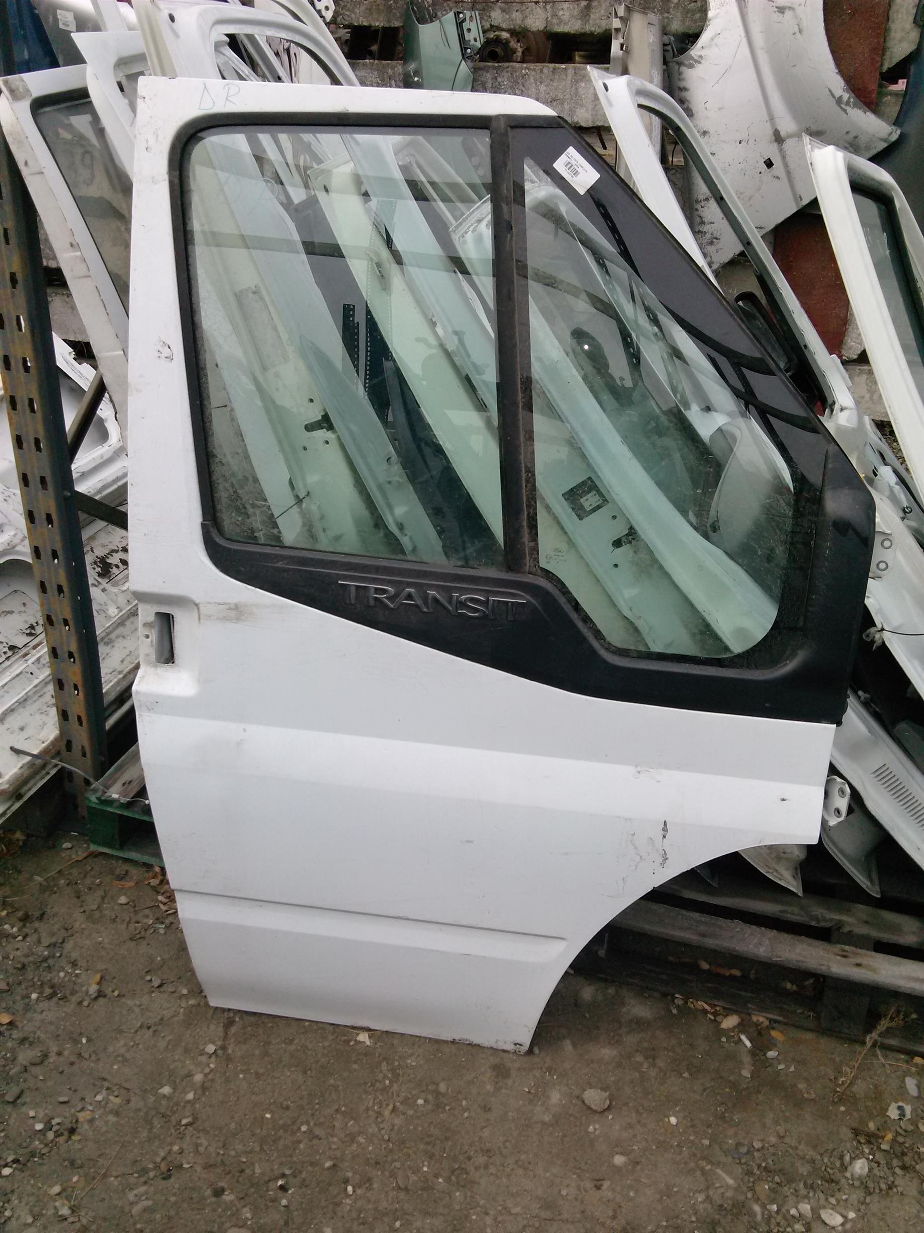 usa dreapta fata completa Ford Transit, an 2008