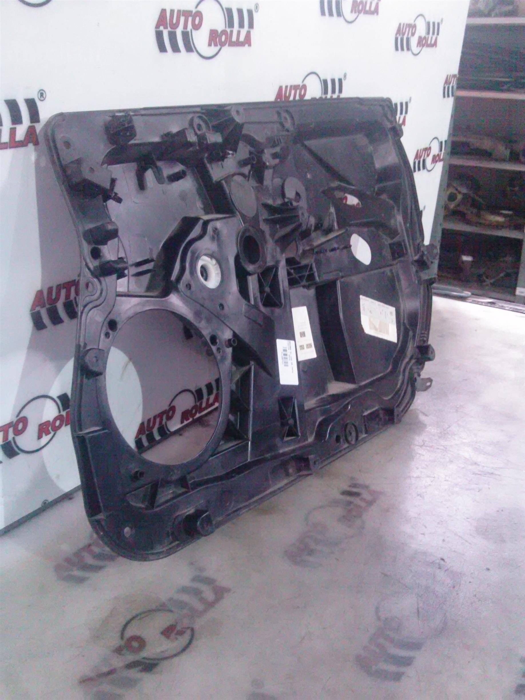 macara electrica usa dreapta fata Ford Fiesta, an 2010
