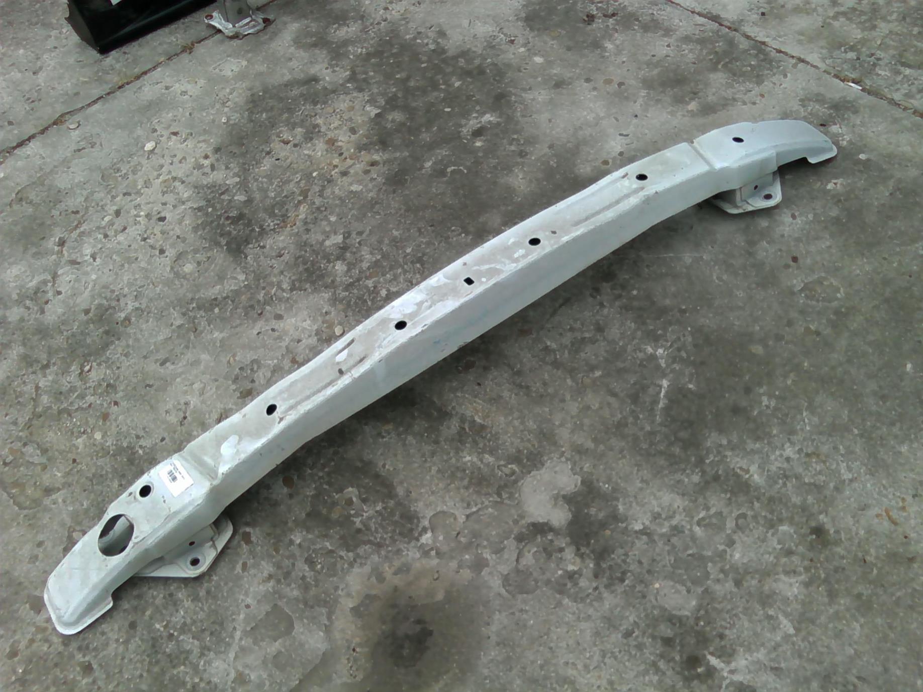 intaritura bara spate Renault Master, an 2006